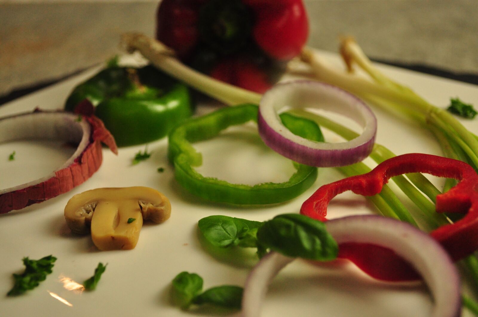 Nikon D90 sample photo. Vegetables, bellpepper, onion photography