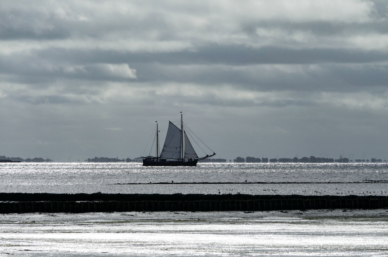 Panasonic Lumix DMC-FZ1000 sample photo. Sailing boat, sea, boat photography
