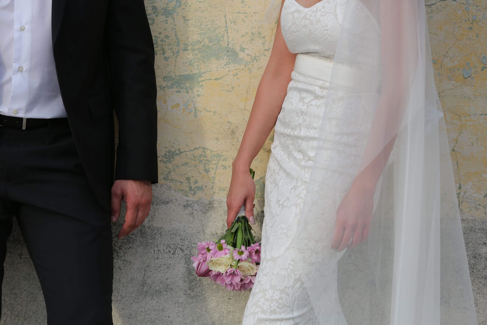Canon EOS 5D Mark III sample photo. Suit, groom, wedding, outfit photography