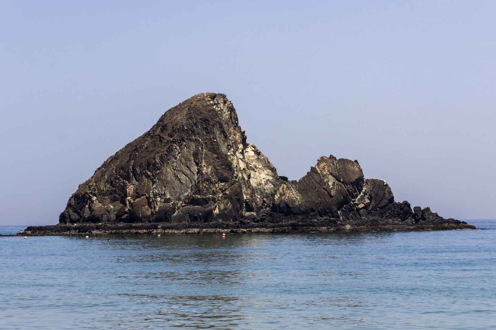 Canon EF-S 55-250mm F4-5.6 IS STM sample photo. Blu, dubai, emirates, fujairah photography
