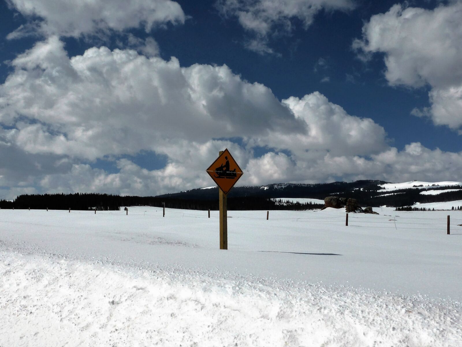 Panasonic Lumix DMC-ZS30 (Lumix DMC-TZ40) sample photo. Landscape, snow, sports photography