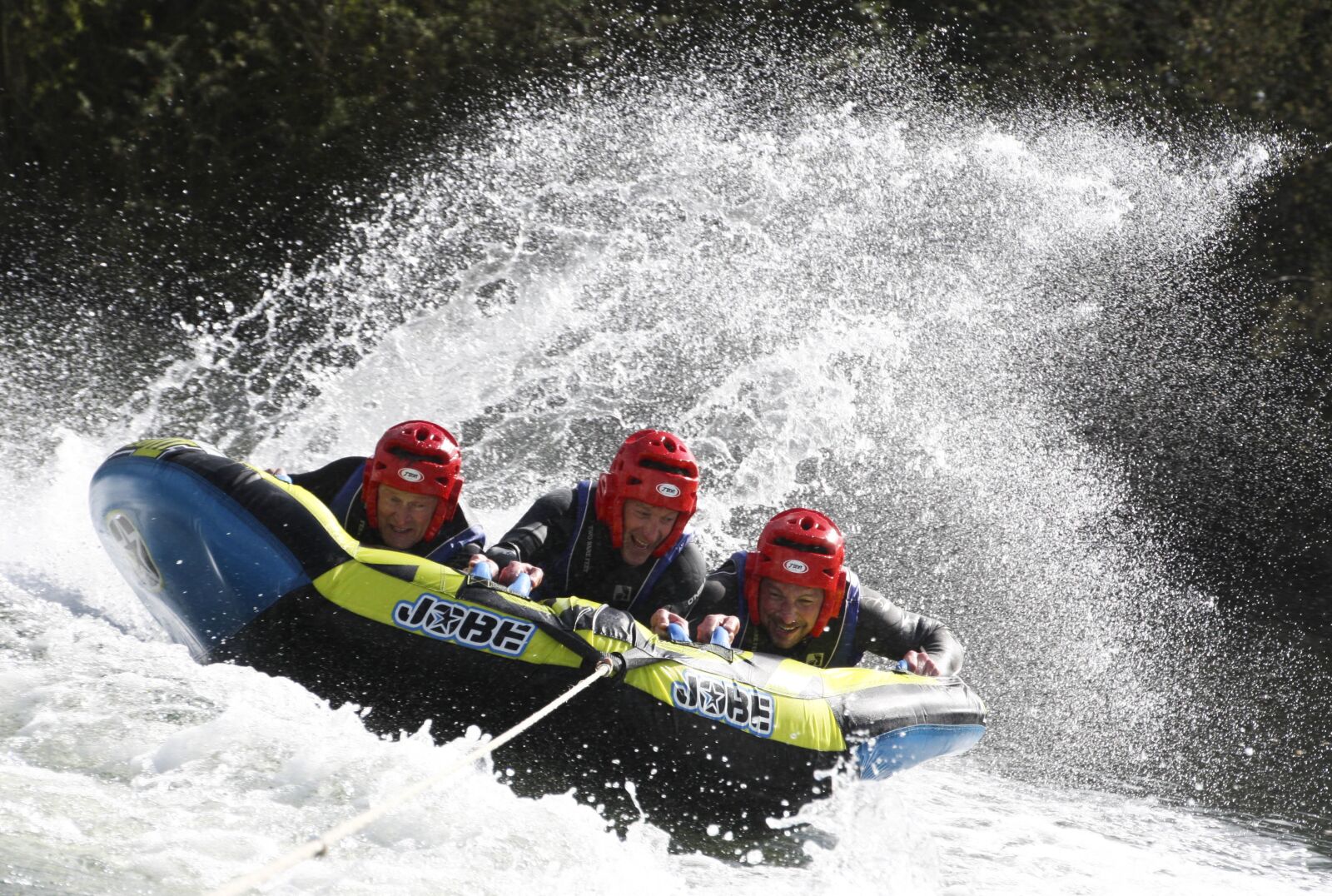 Canon EOS 450D (EOS Rebel XSi / EOS Kiss X2) sample photo. Splash, watersport, ringo photography