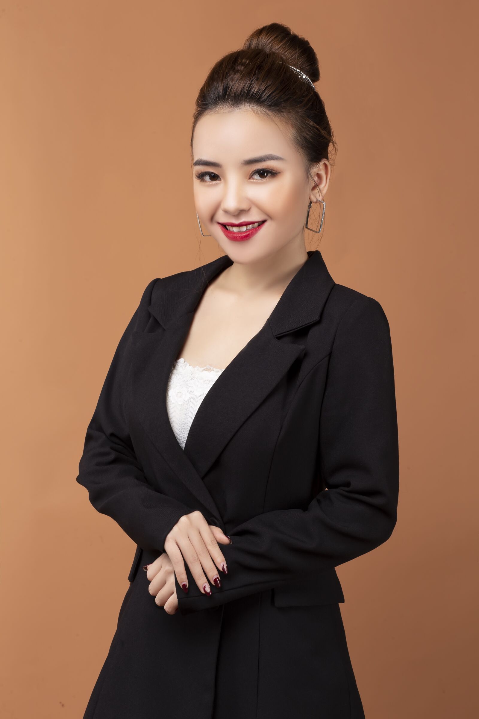 Canon EF 85mm F1.8 USM sample photo. Fashion, asian, japanese photography