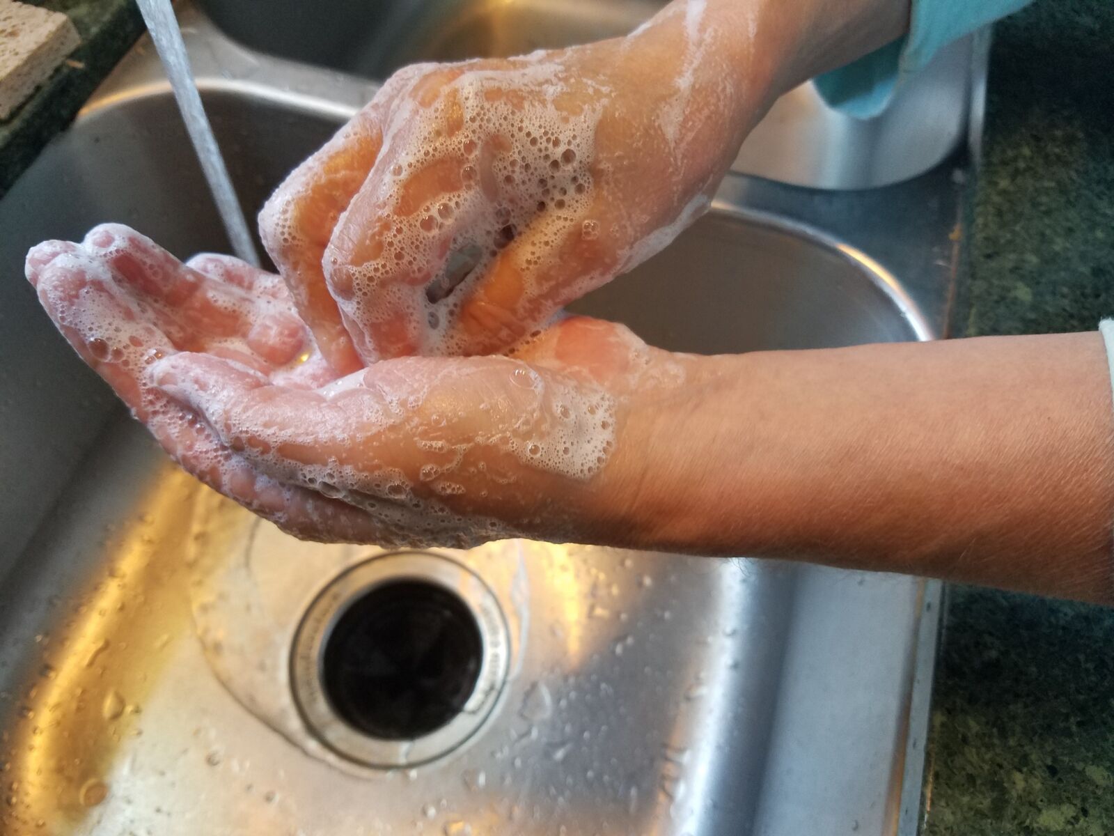 Samsung Galaxy S7 sample photo. Wash hands, hand washing photography
