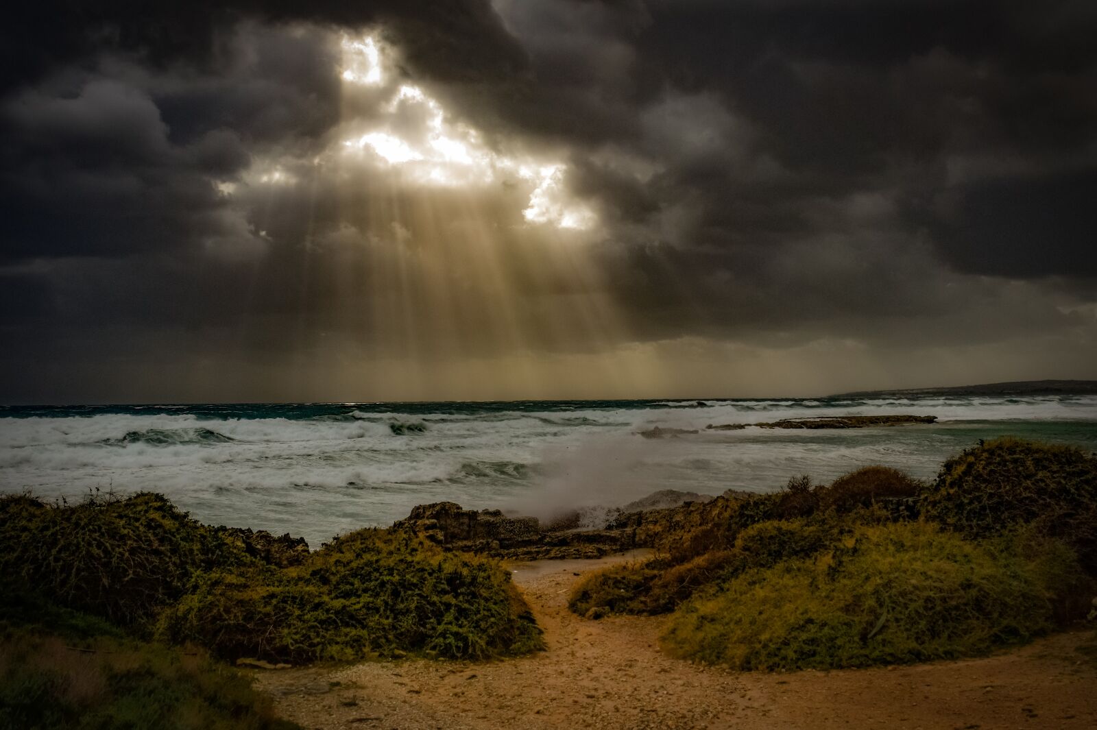 Nikon D3300 sample photo. Beach, coast, sea photography