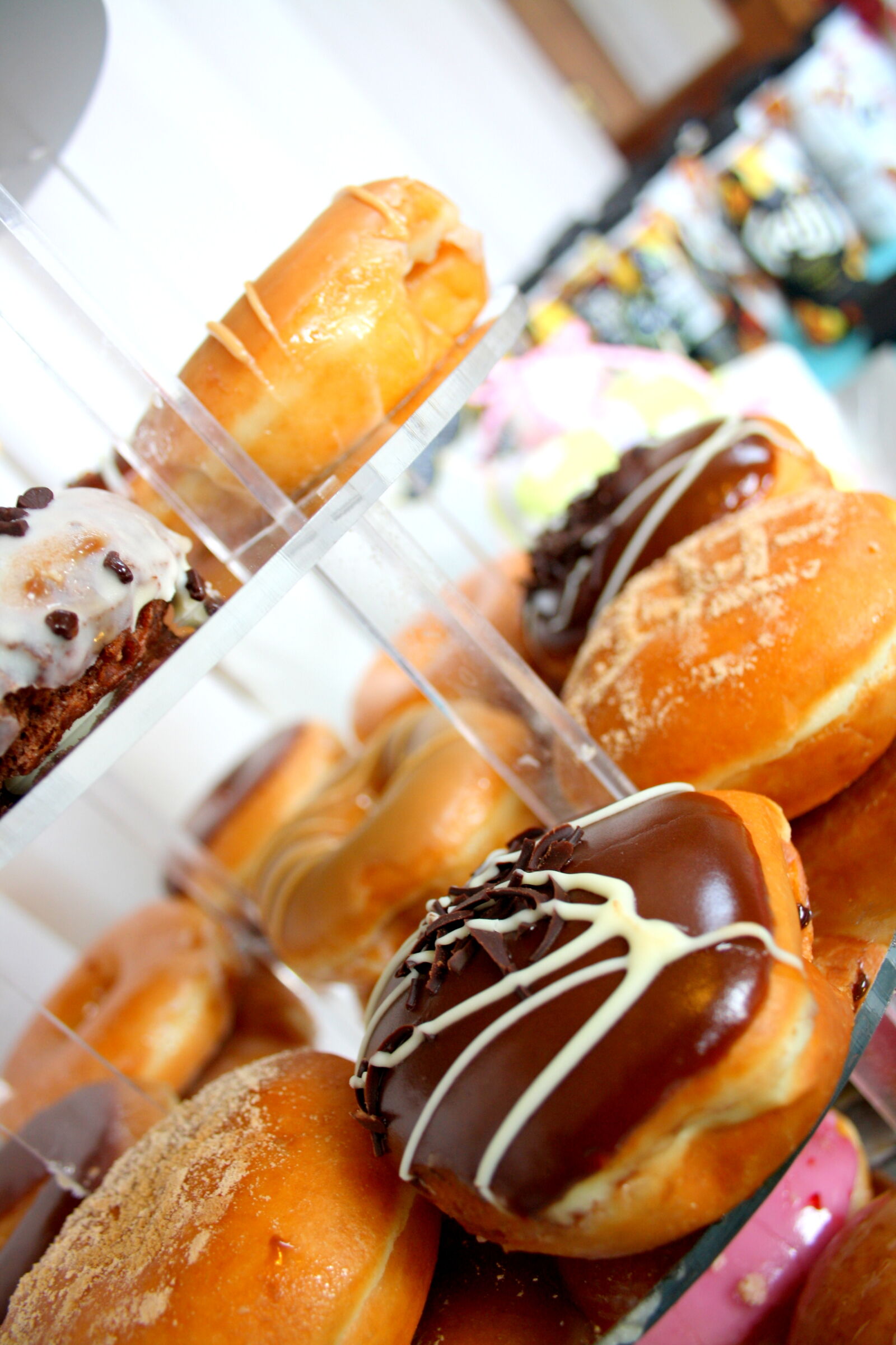 Canon EF-S 18-55mm F3.5-5.6 II sample photo. Cake, doughnuts photography