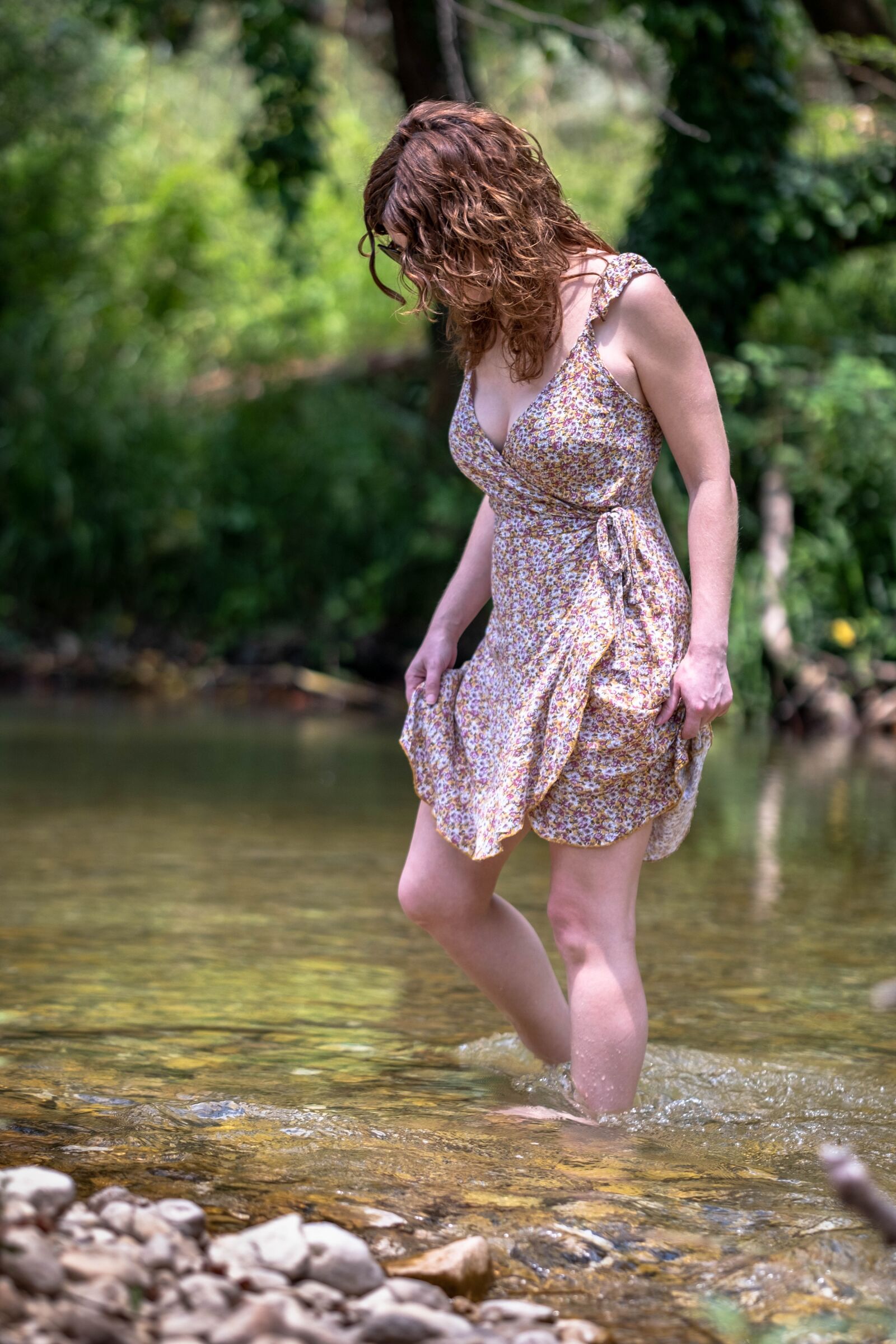 Fujifilm XF 90mm F2 R LM WR sample photo. Woman, barefoot, river photography