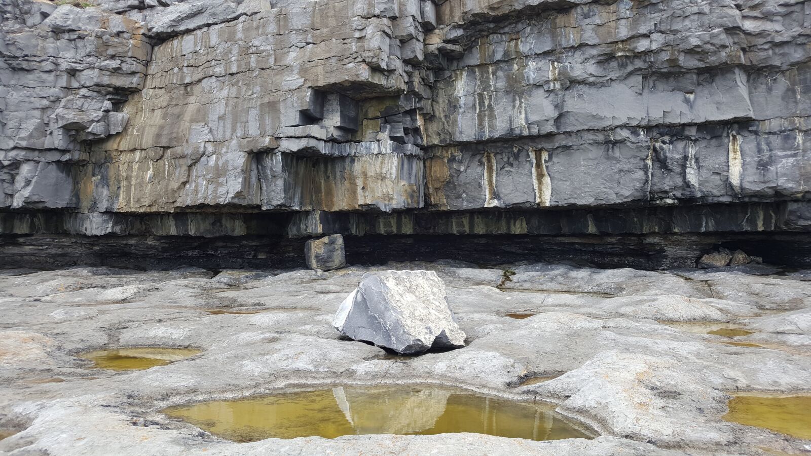 Samsung Galaxy S6 sample photo. Rock, landscape, scenery photography