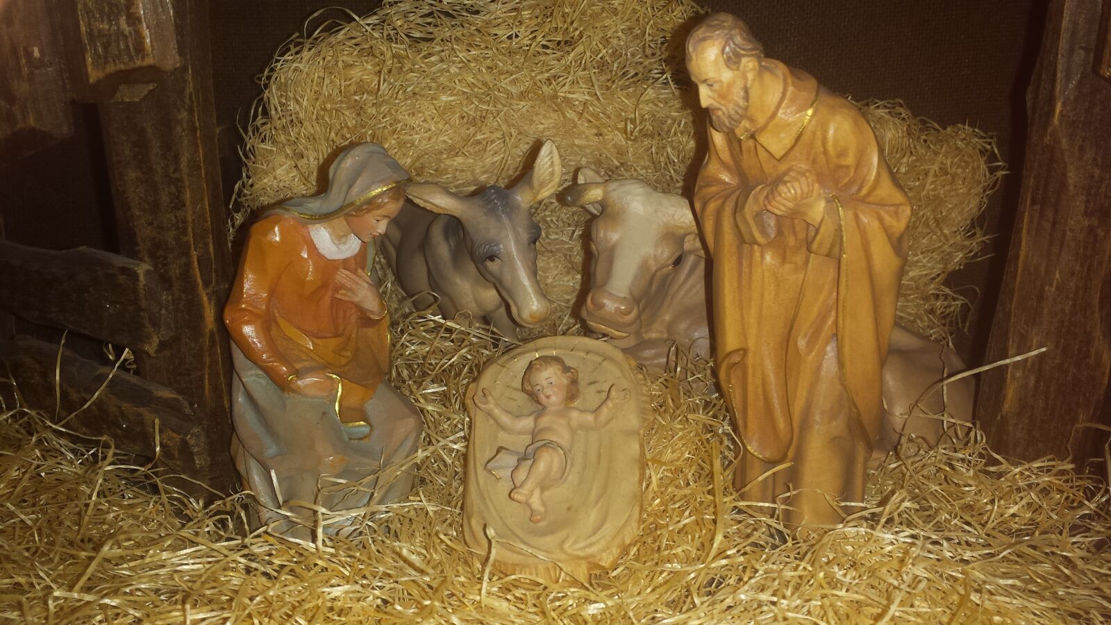 Samsung Galaxy S4 sample photo. Nativity scene, christmas, baby photography