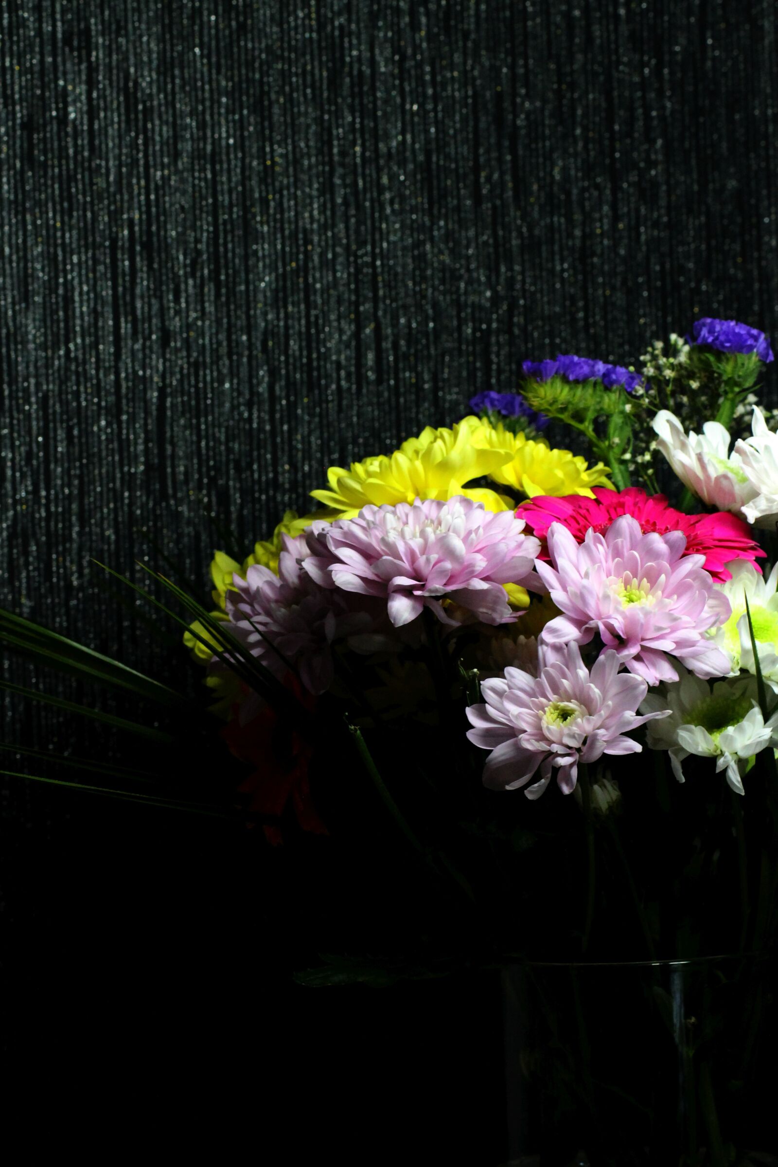 Canon EOS 1100D (EOS Rebel T3 / EOS Kiss X50) sample photo. Bouquet, gerbera, chrysanthemum photography