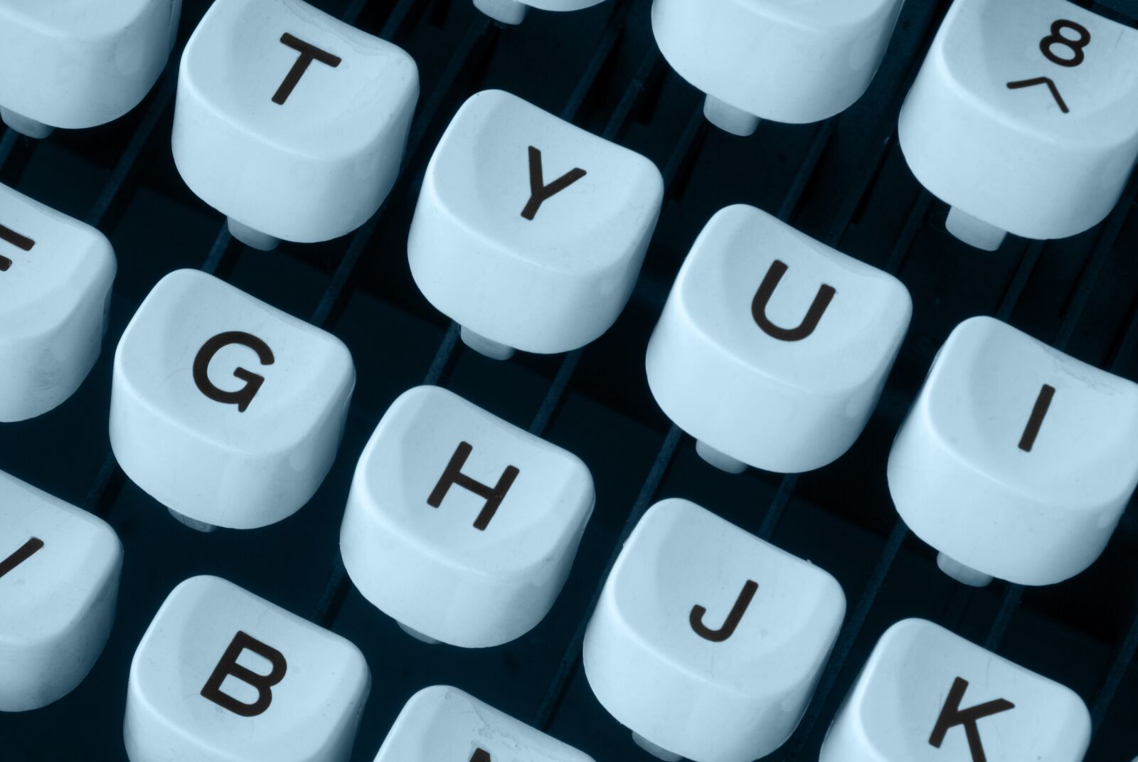 Sony Alpha DSLR-A100 sample photo. Typewriter, keyboard, machine photography