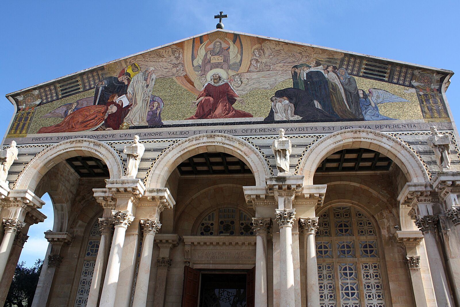Canon EOS 450D (EOS Rebel XSi / EOS Kiss X2) sample photo. Basilica of all nations photography