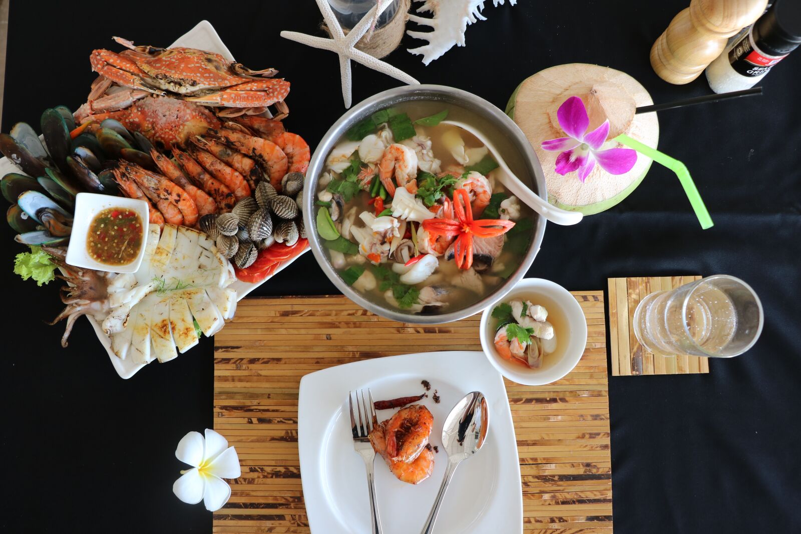 Canon EOS 750D (EOS Rebel T6i / EOS Kiss X8i) sample photo. Thaifood, seafood, sea photography