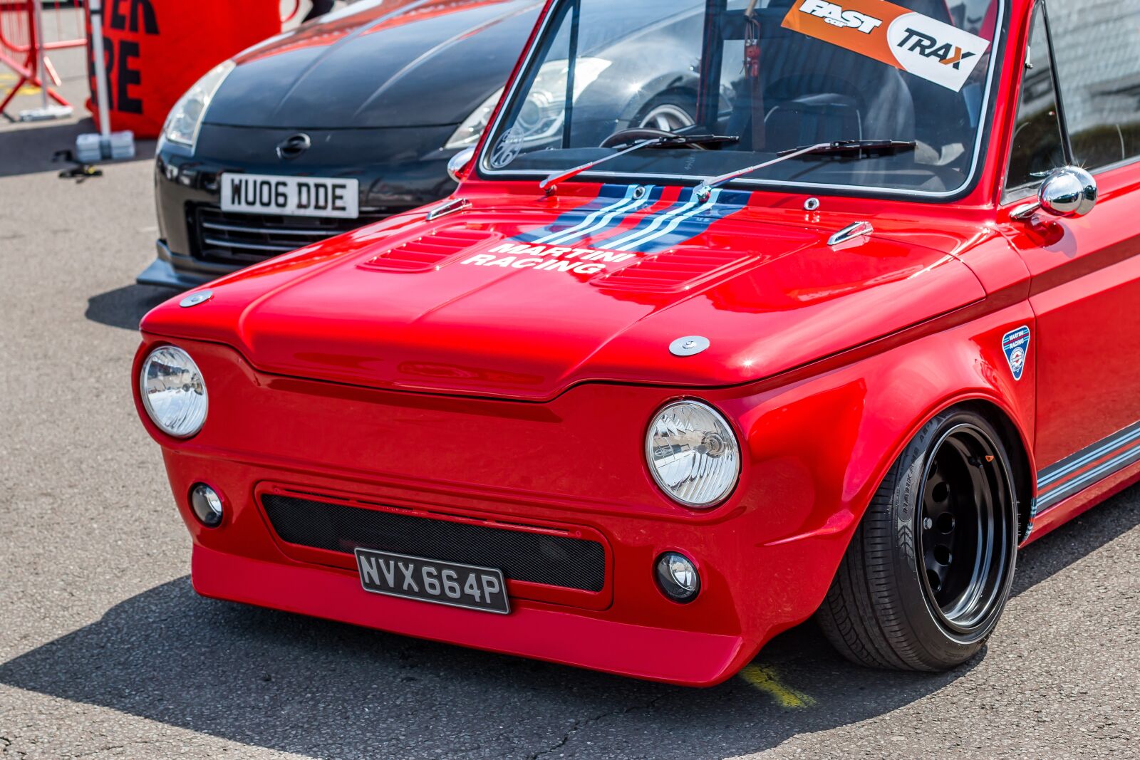 Canon EOS 70D + Canon EF 50mm F1.4 USM sample photo. Hillman imp, car, red photography