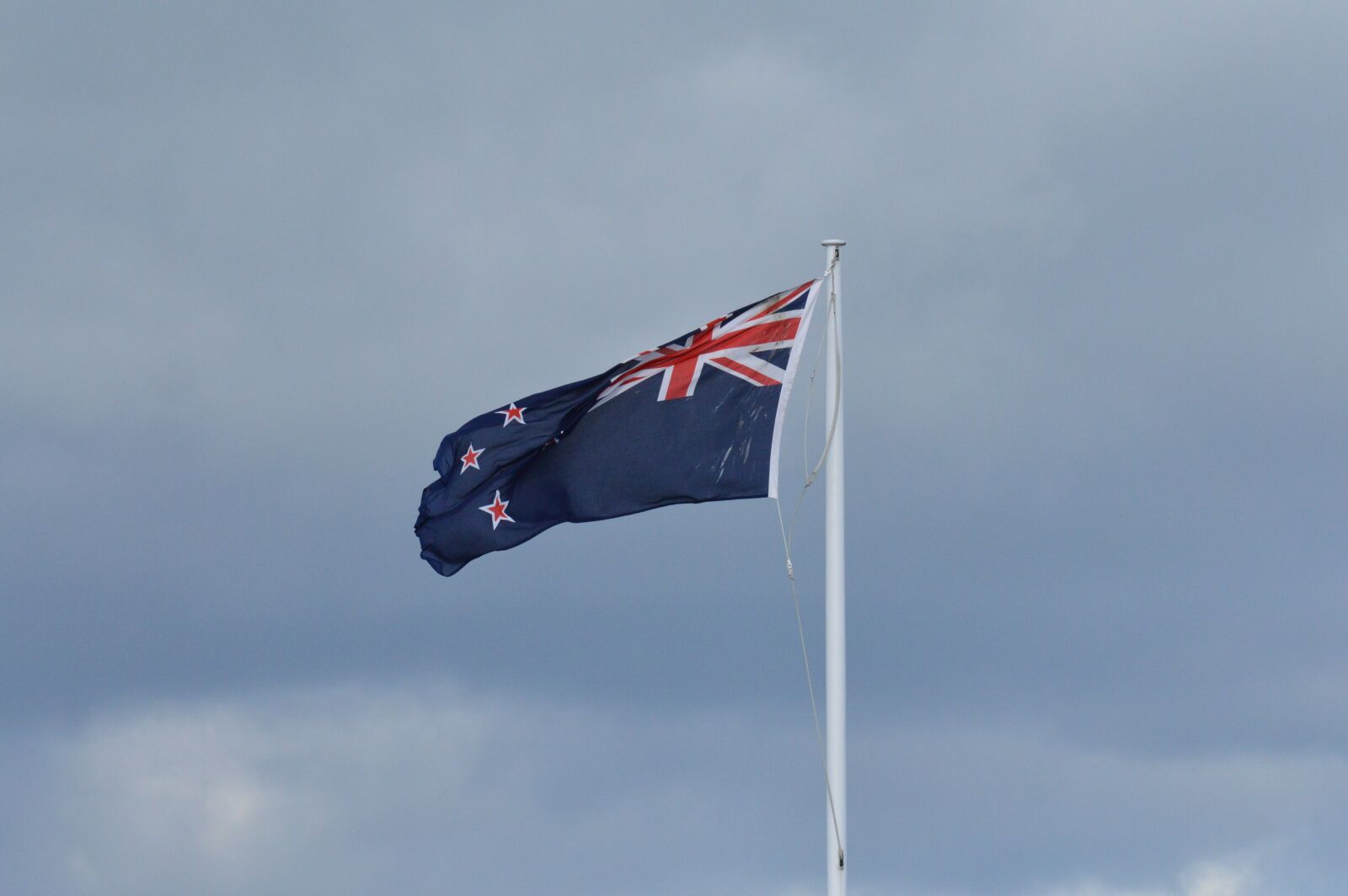 Nikon D3200 sample photo. Flag, new zealand, wind photography