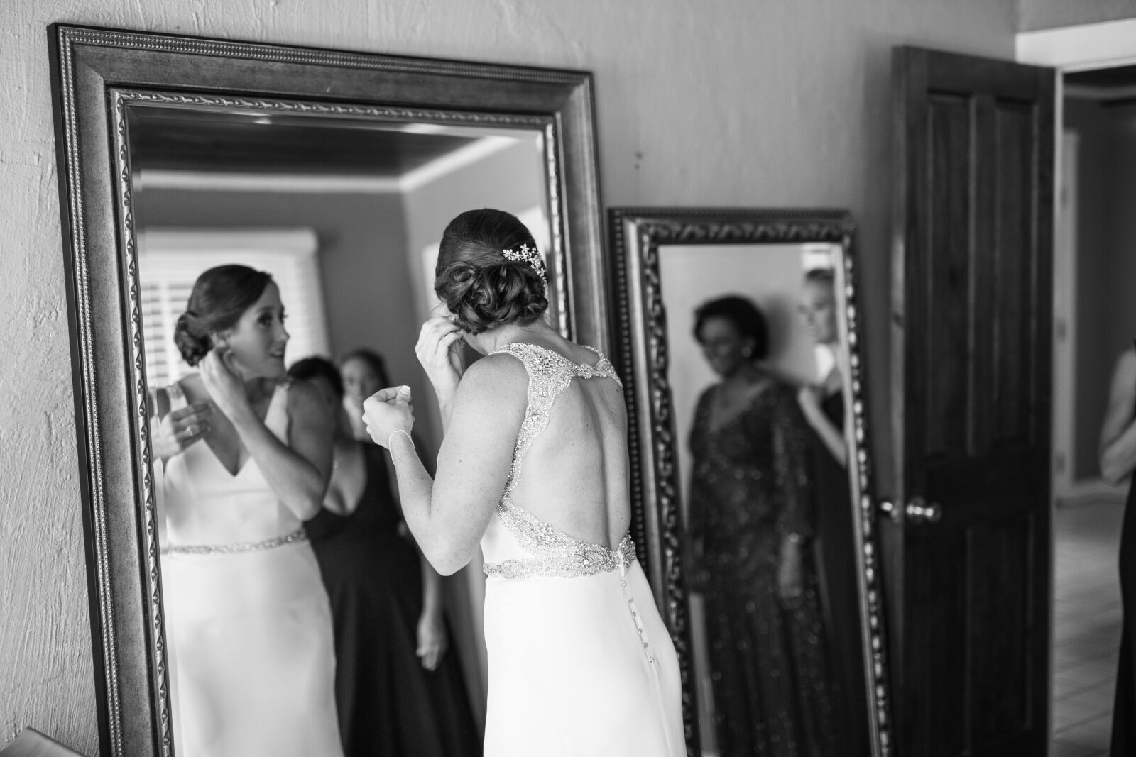 Canon EOS 5D Mark III sample photo. Wedding, couple, husband wife photography