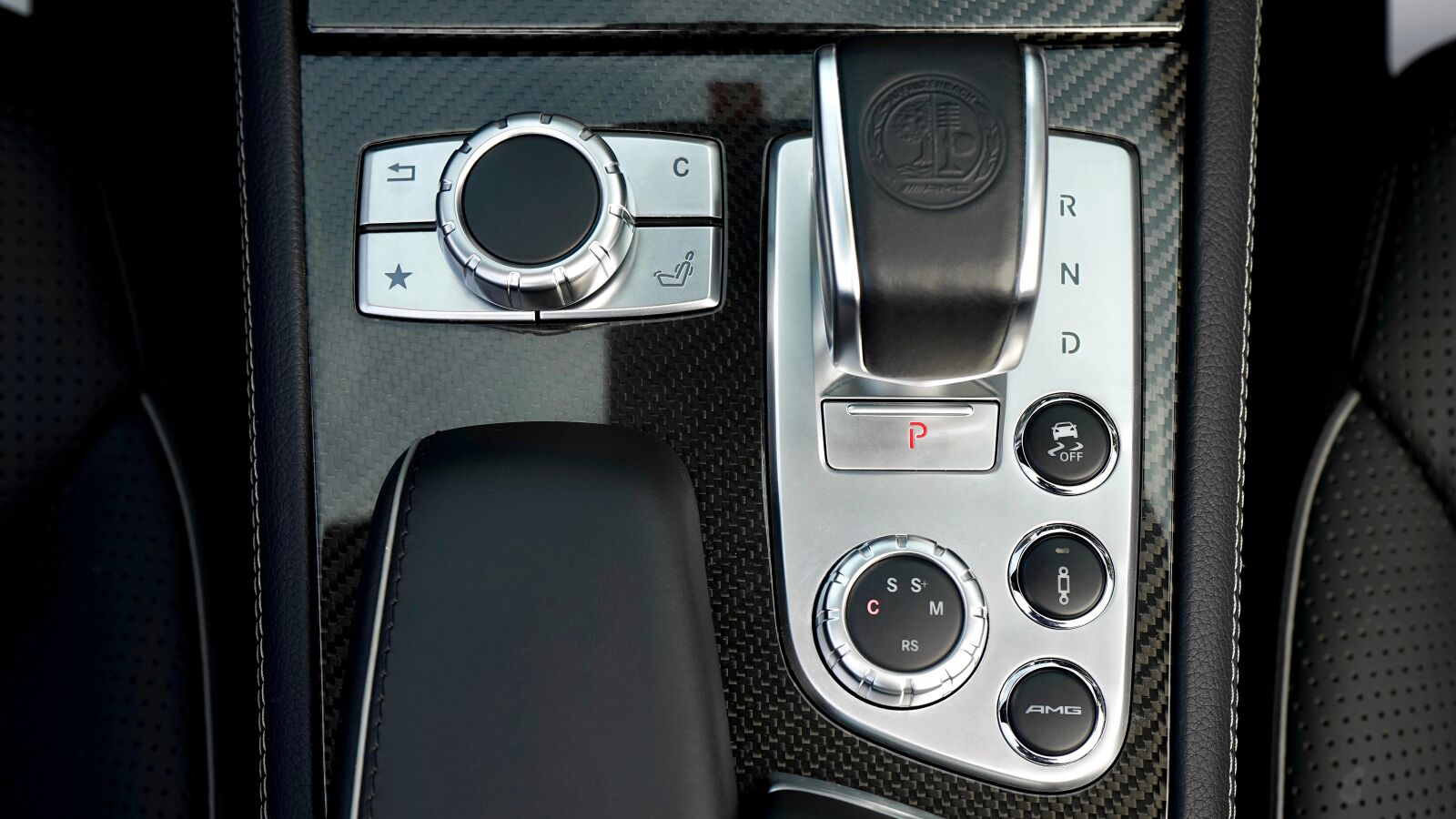 Sony a7 + Sony FE 28-70mm F3.5-5.6 OSS sample photo. Car, gear, vehicle photography