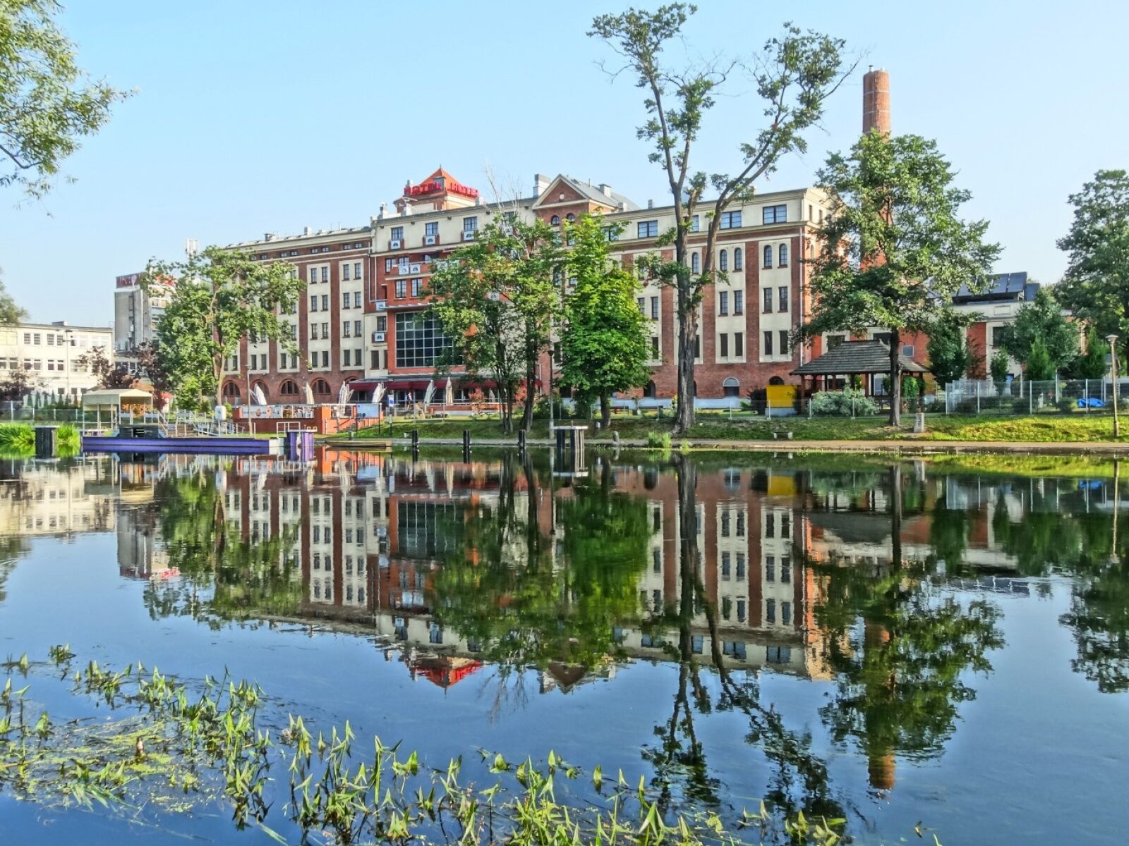 Sony Cyber-shot DSC-HX20V sample photo. Sloneczny mlyn, hotel, bydgoszcz photography