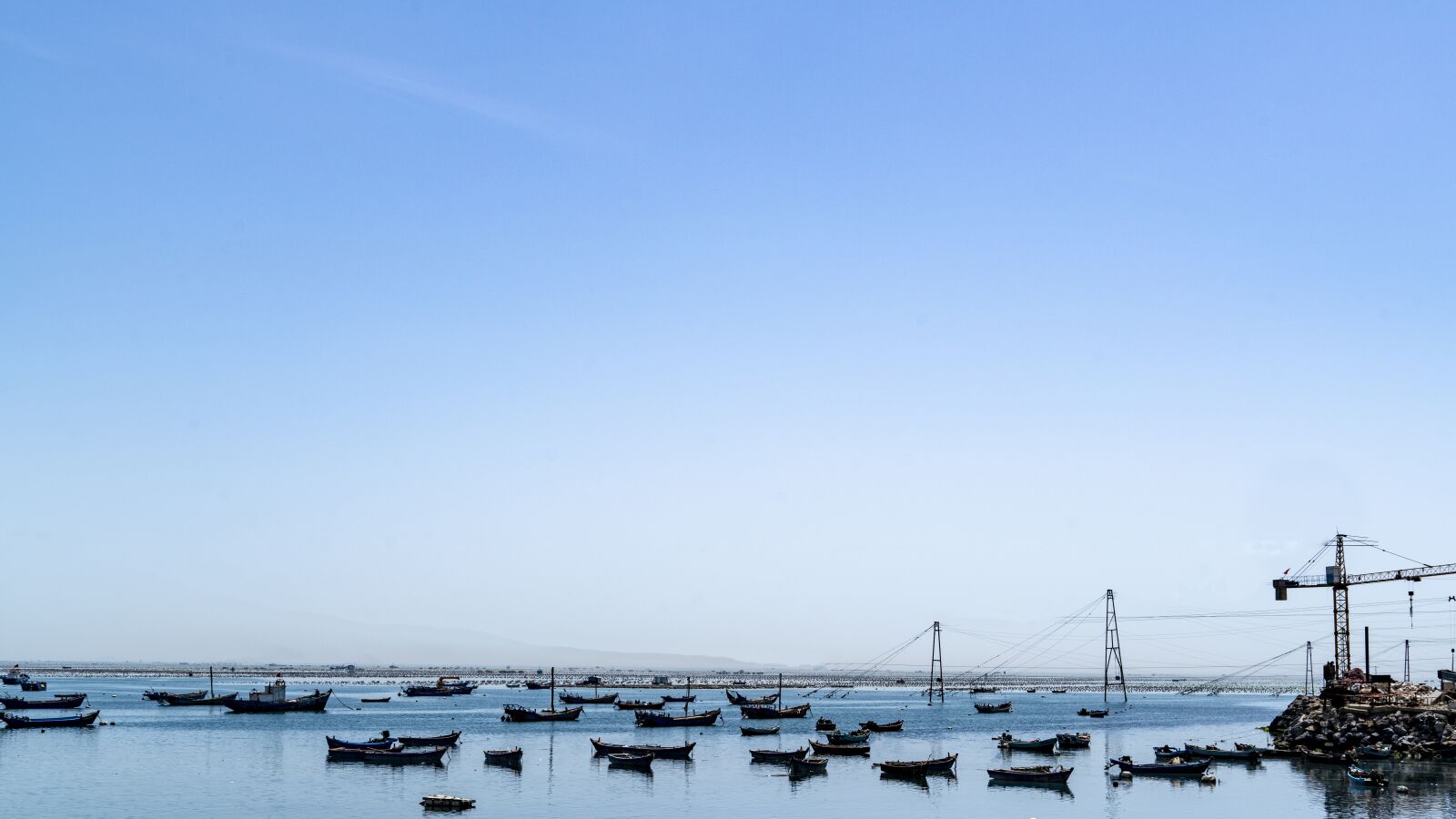 Sony a7R II + Sony FE 24-240mm F3.5-6.3 OSS sample photo. The sea, fishing photography