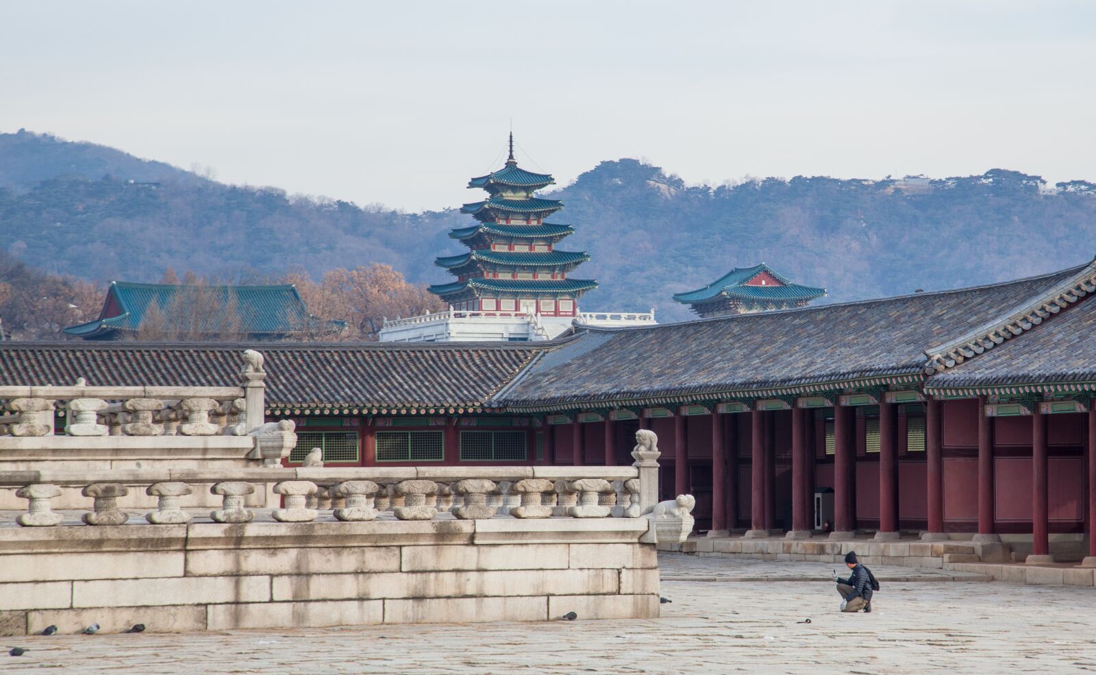Canon EOS 5D Mark II sample photo. South korea, palace, traditional photography