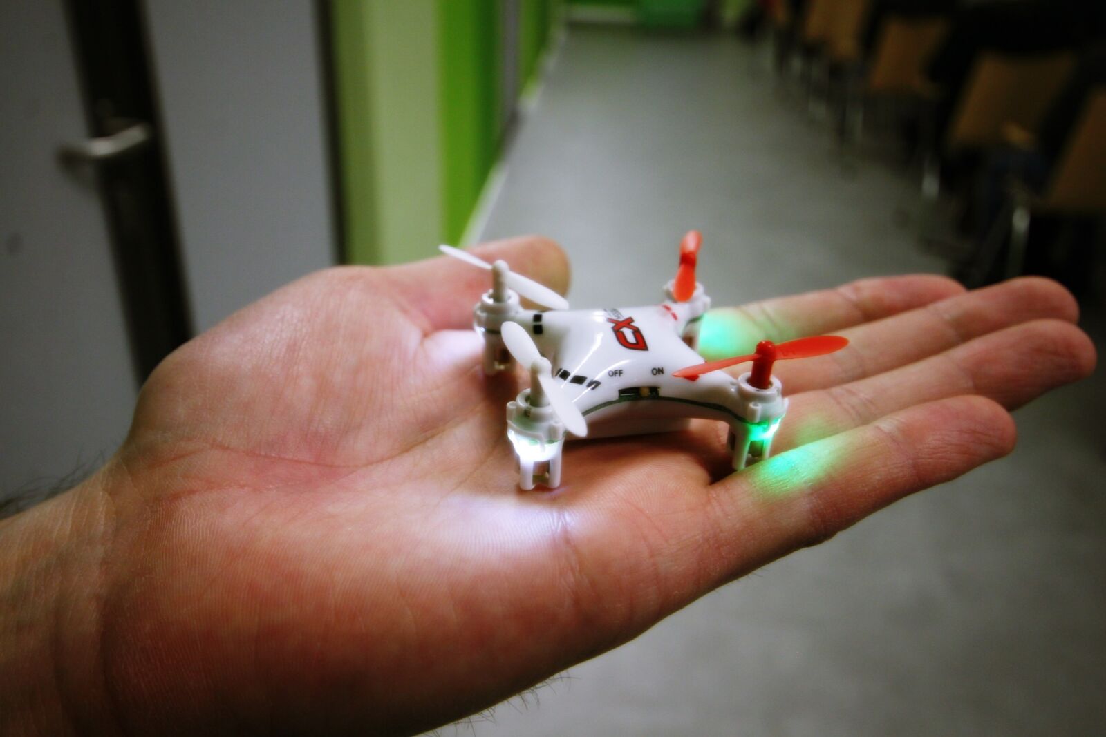 Canon EOS 30D sample photo. Drone, hand, technology photography