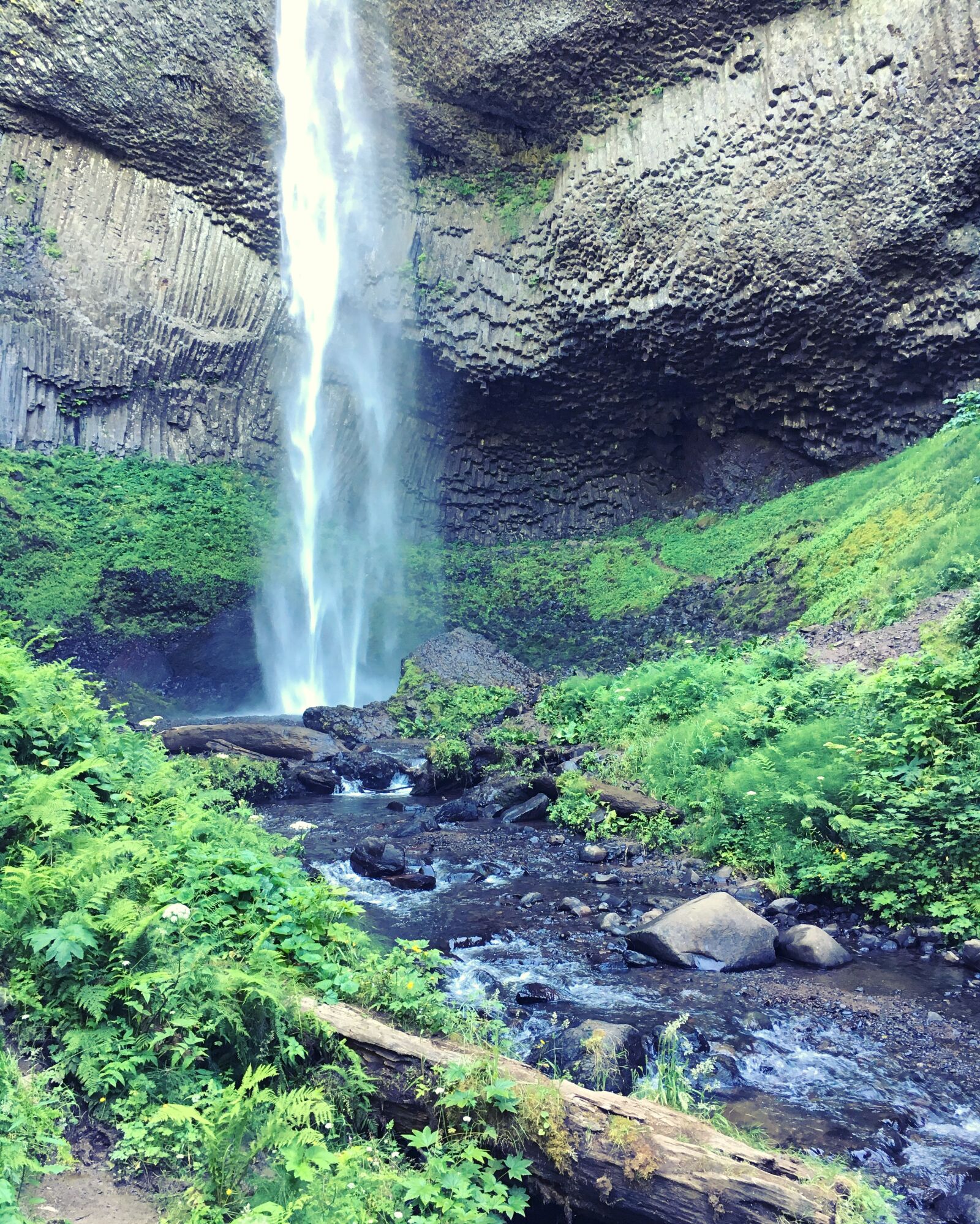 Apple iPhone 6s sample photo. Oregon, waterfall, latourrel photography