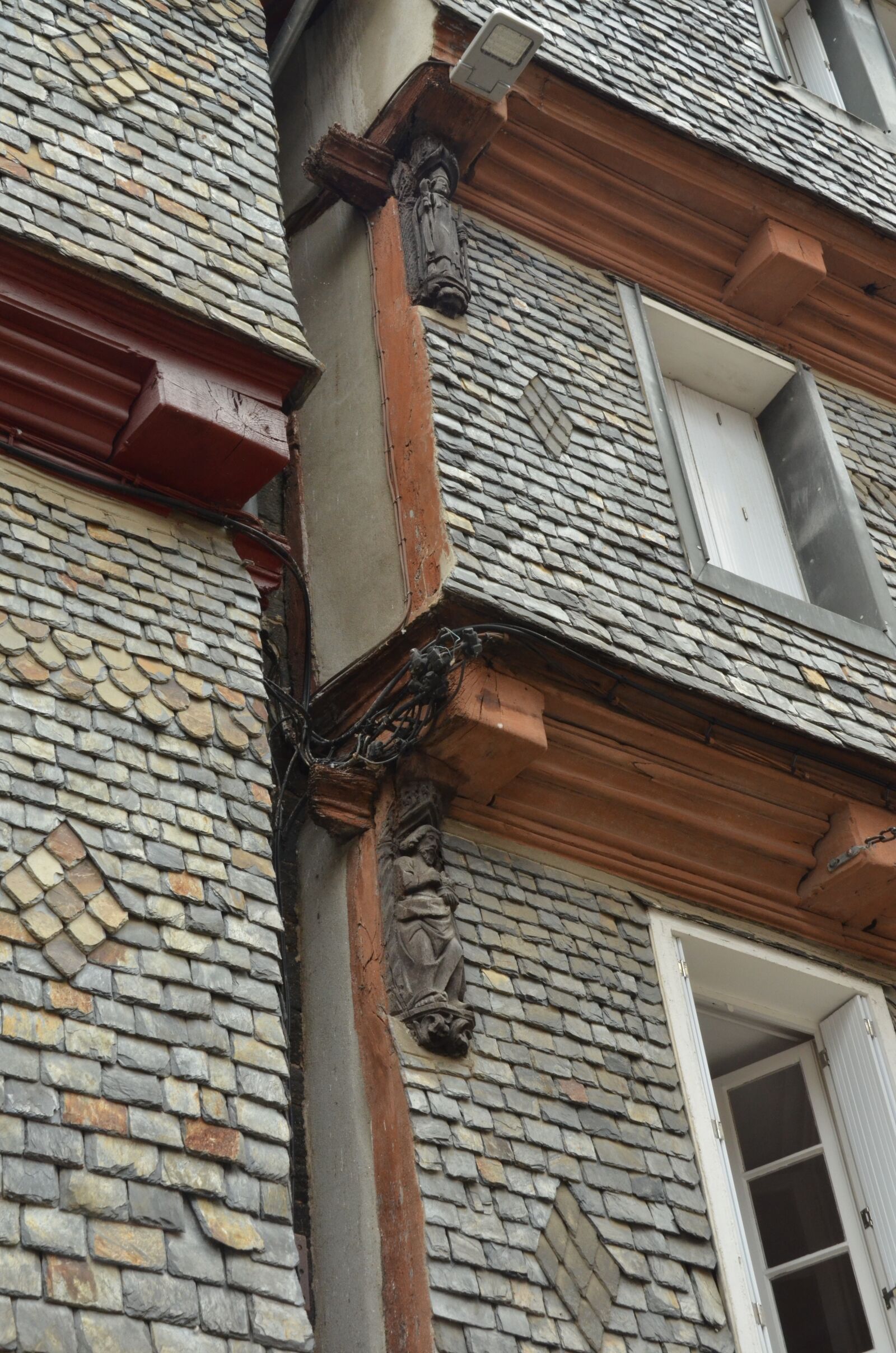 Nikon D7000 sample photo. Facade, window, lei photography