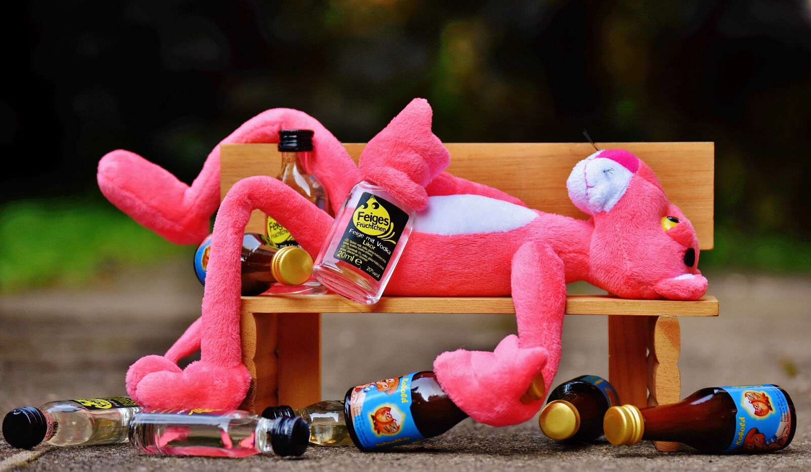 Nikon D7200 sample photo. The pink panther, drink photography