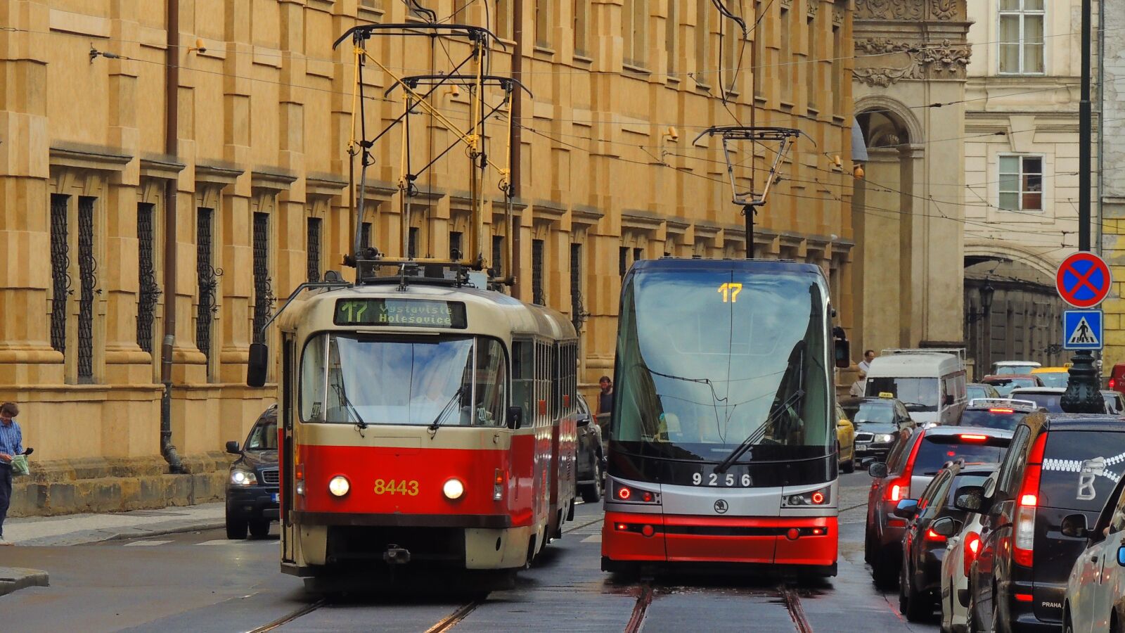 Nikon Coolpix P510 sample photo. Prague, tram, city photography