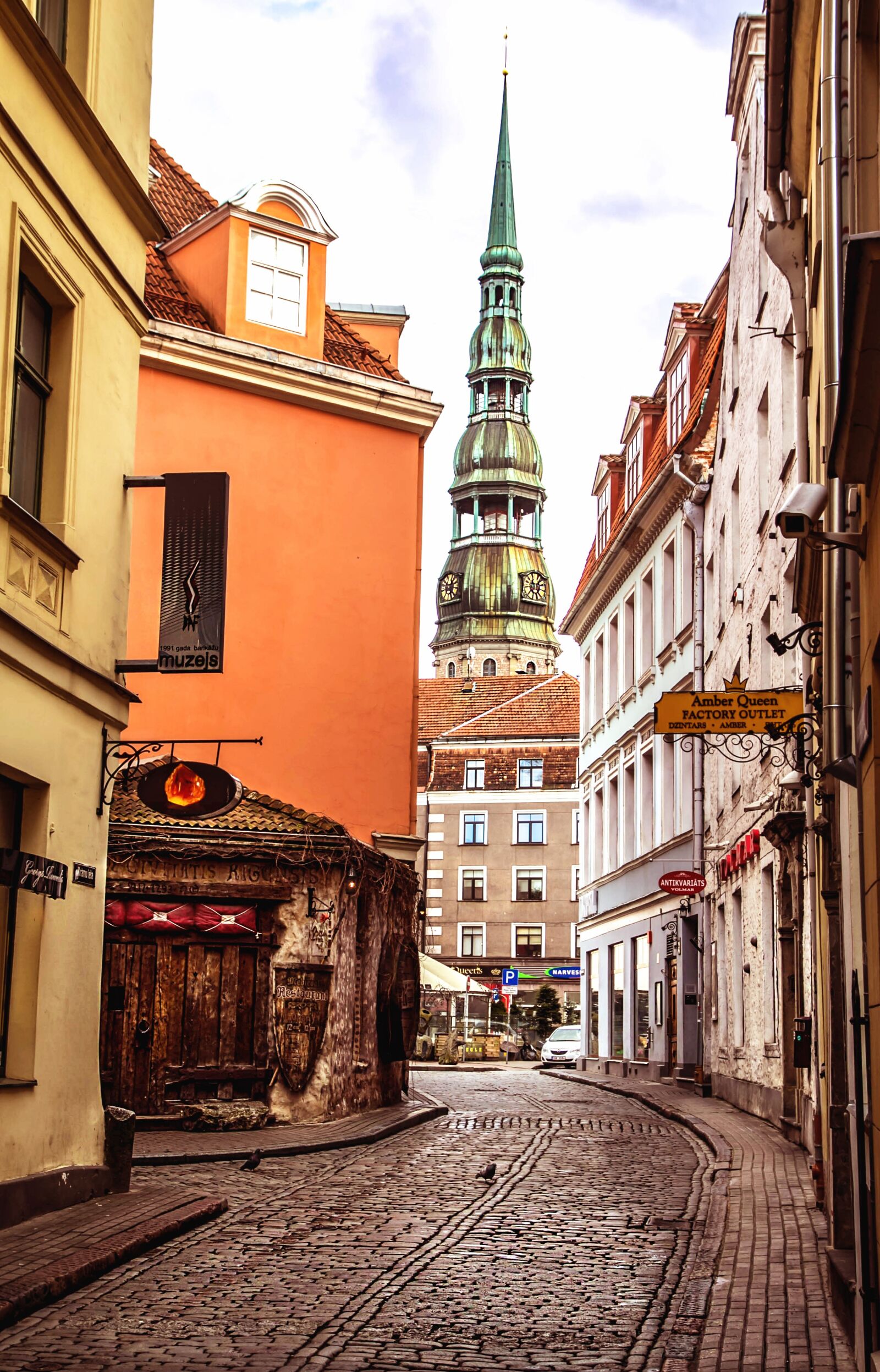 Tamron SP AF 17-50mm F2.8 XR Di II LD Aspherical (IF) sample photo. City, riga, latvia photography