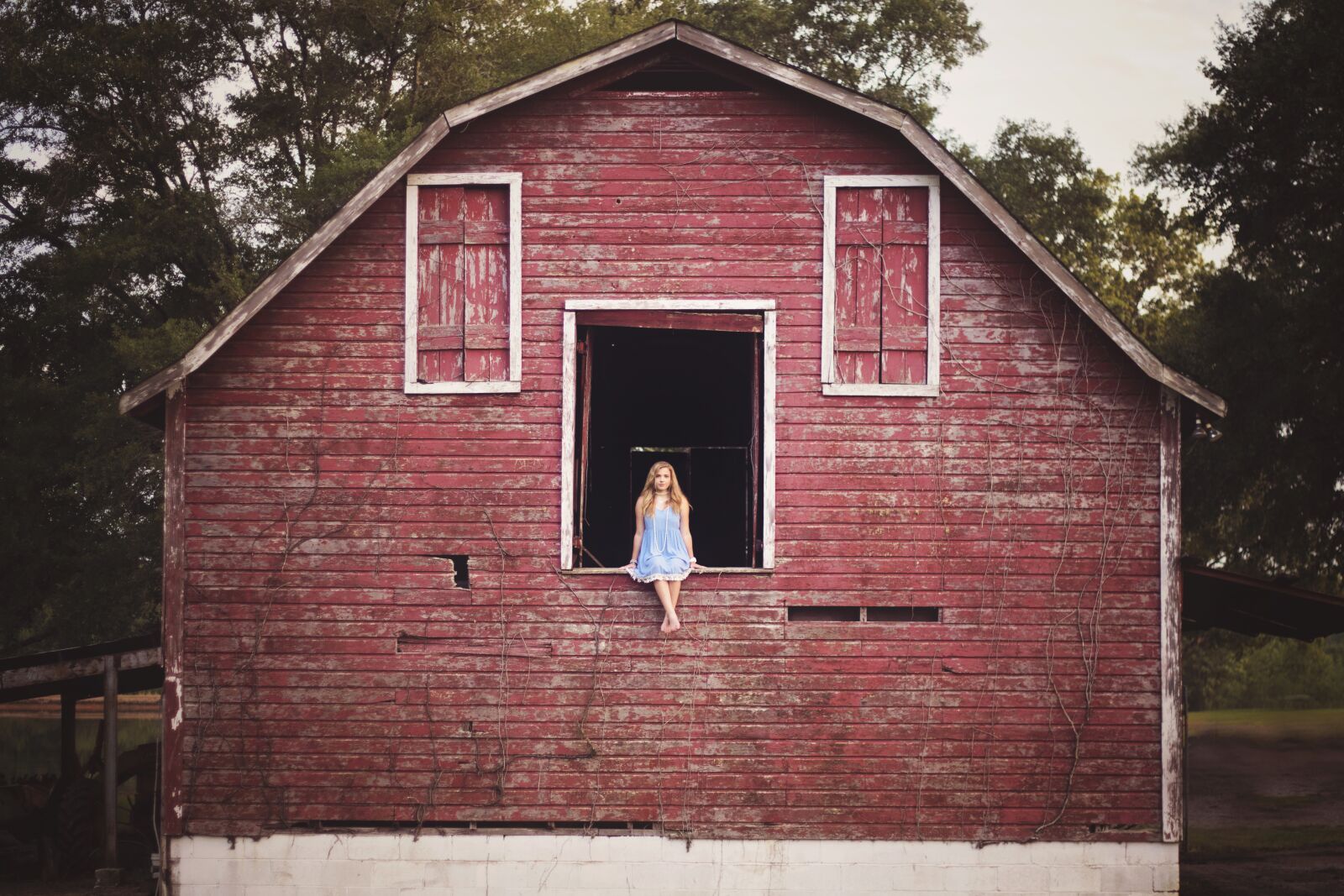 Canon EOS 5DS sample photo. House, barn, wood photography