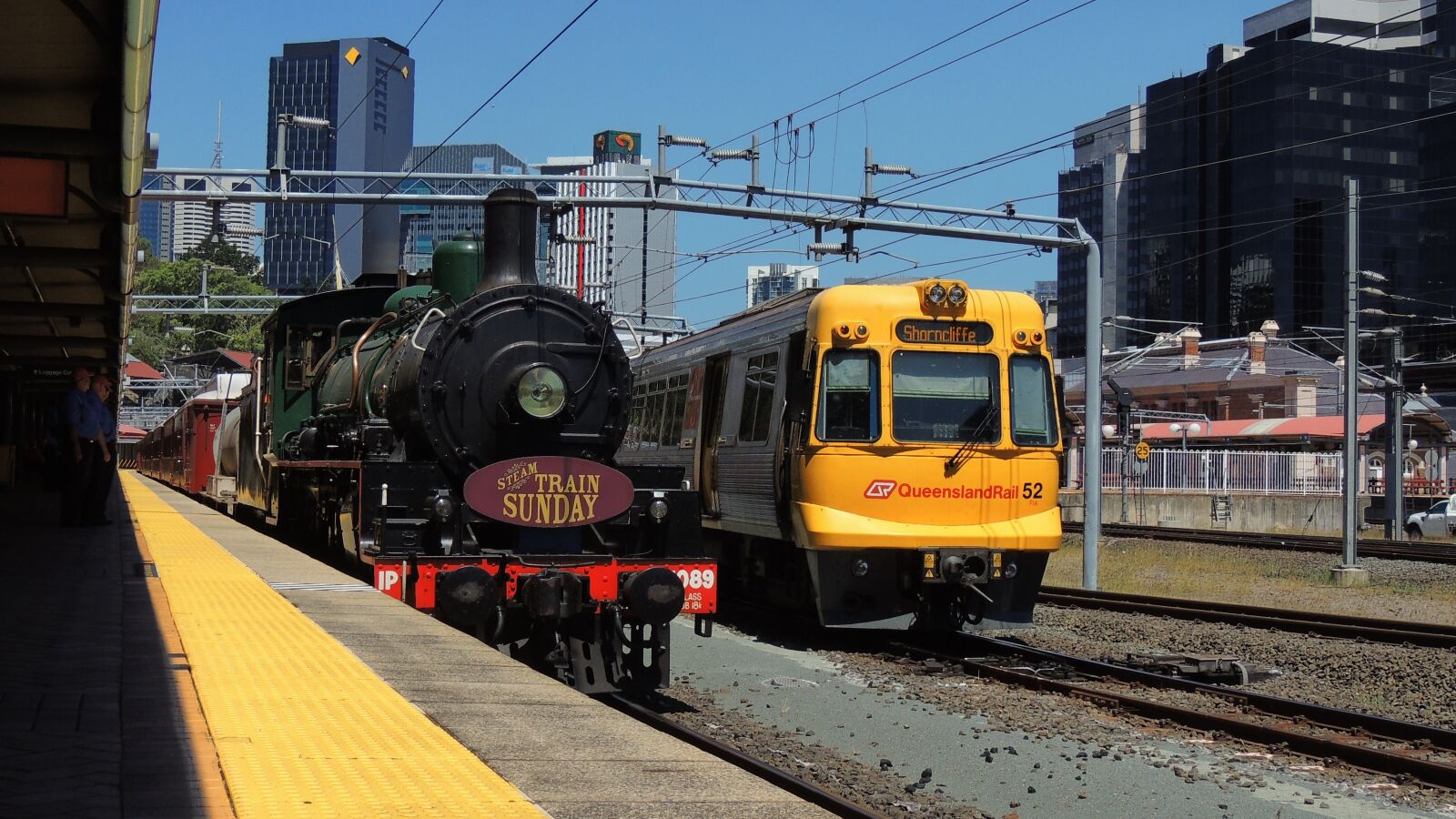 Nikon Coolpix P510 sample photo. Brisbane, train, travel photography