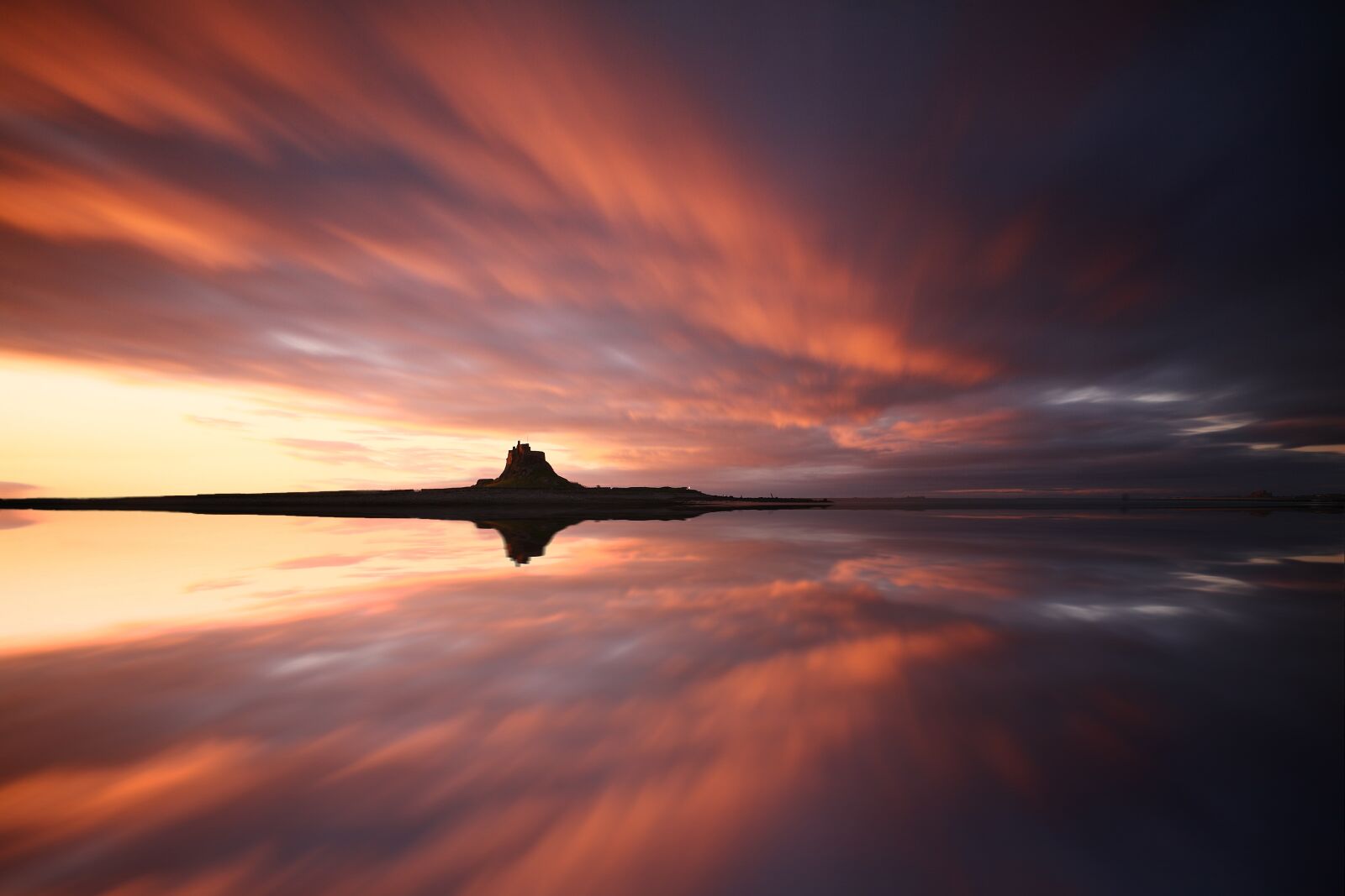 Canon EOS 5D sample photo. Castle, sea, water photography