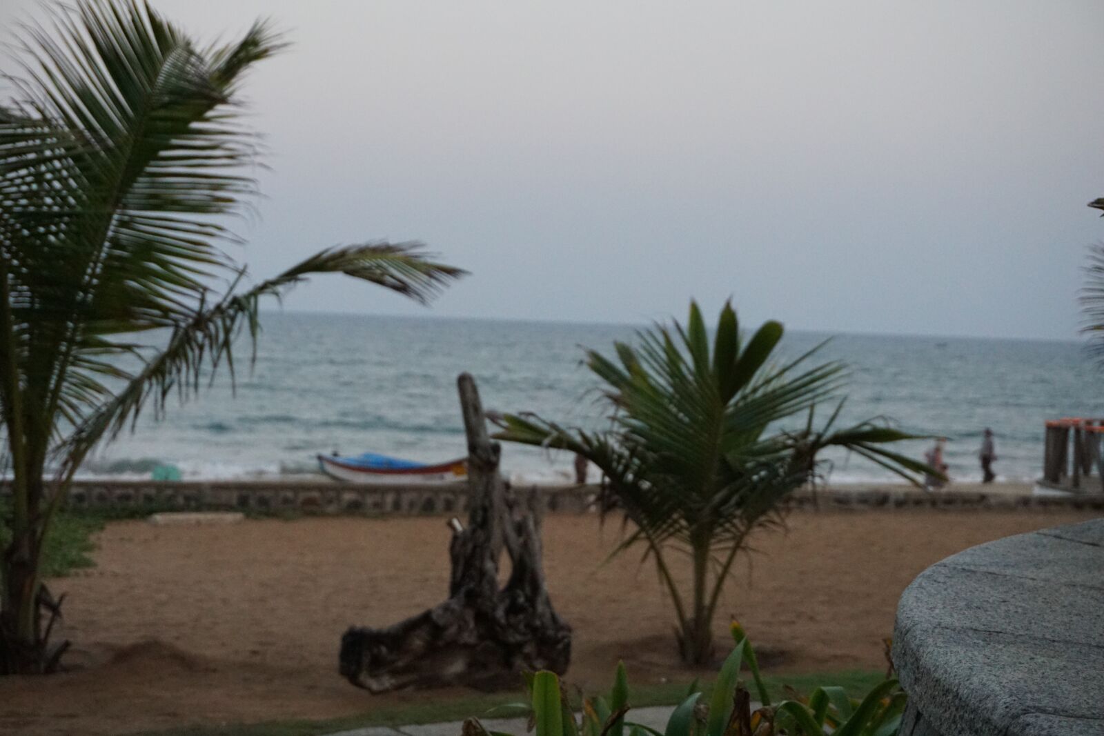 Sony E 16-50mm F3.5-5.6 PZ OSS sample photo. Ocean, sea, beach photography