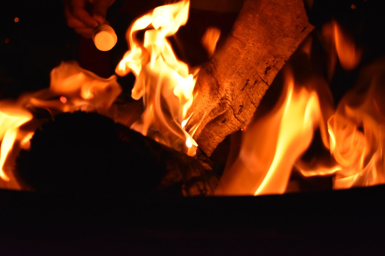 Nikon D3400 sample photo. Fire, campfire, bonfire photography