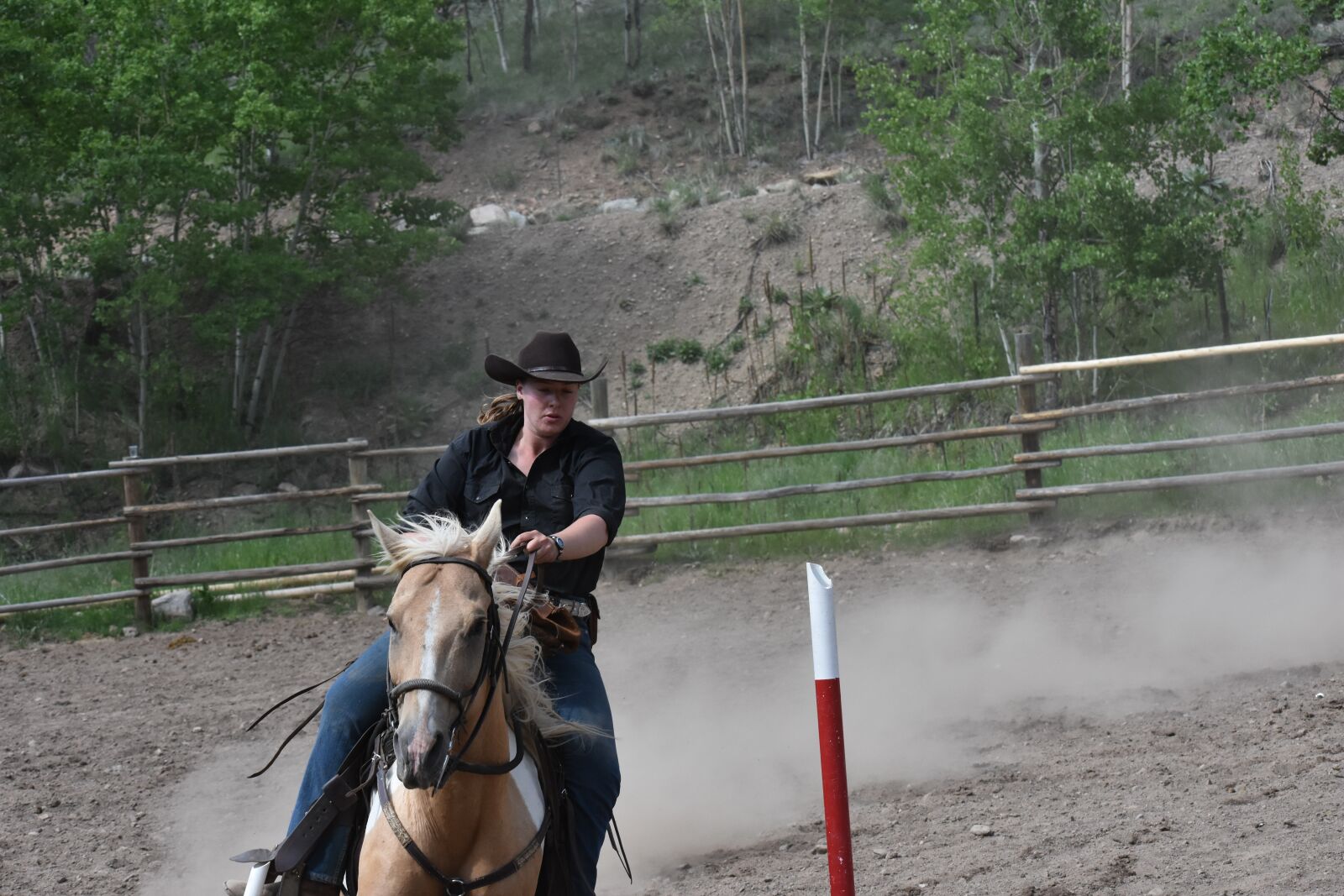 Nikon D7200 sample photo. Cowgirls, rodeo, competition photography