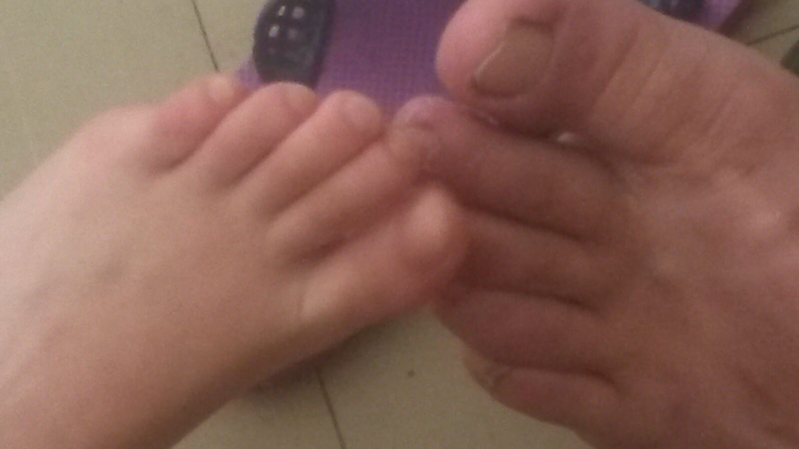 Samsung Galaxy S4 Mini sample photo. Feet, bless you, women photography