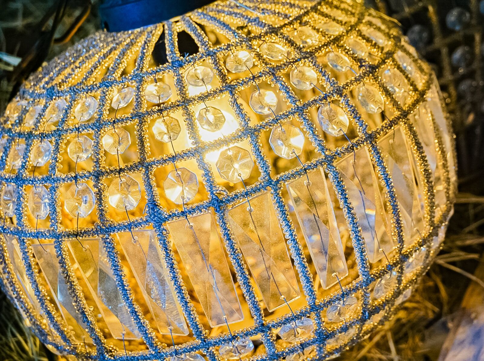 Sony a6000 sample photo. Beautiful, bright, bulb photography