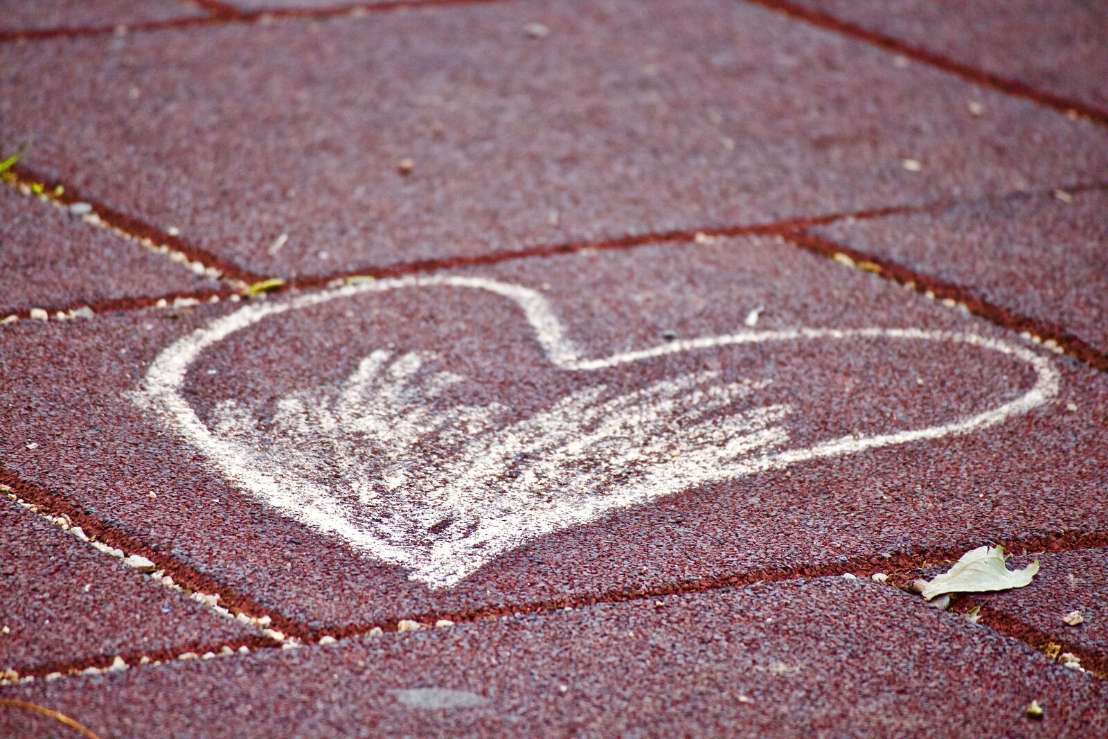 Canon EOS M sample photo. Heart, love, park photography