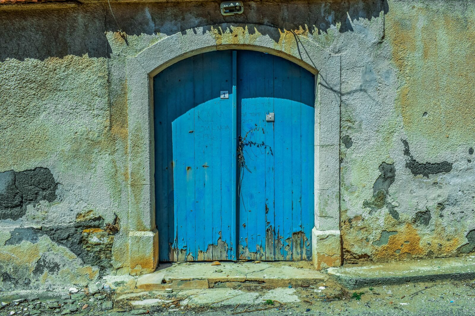 Nikon D3300 sample photo. Architecture, traditional, door photography