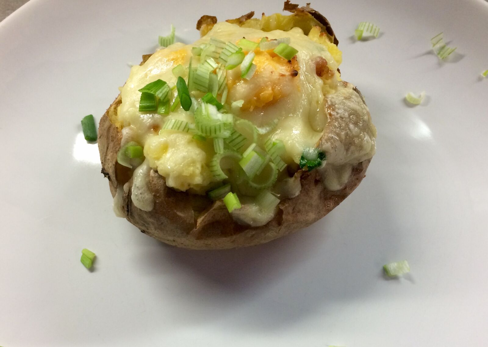 iPhone 5s back camera 4.15mm f/2.2 sample photo. Food, homemade, loaded, potato photography