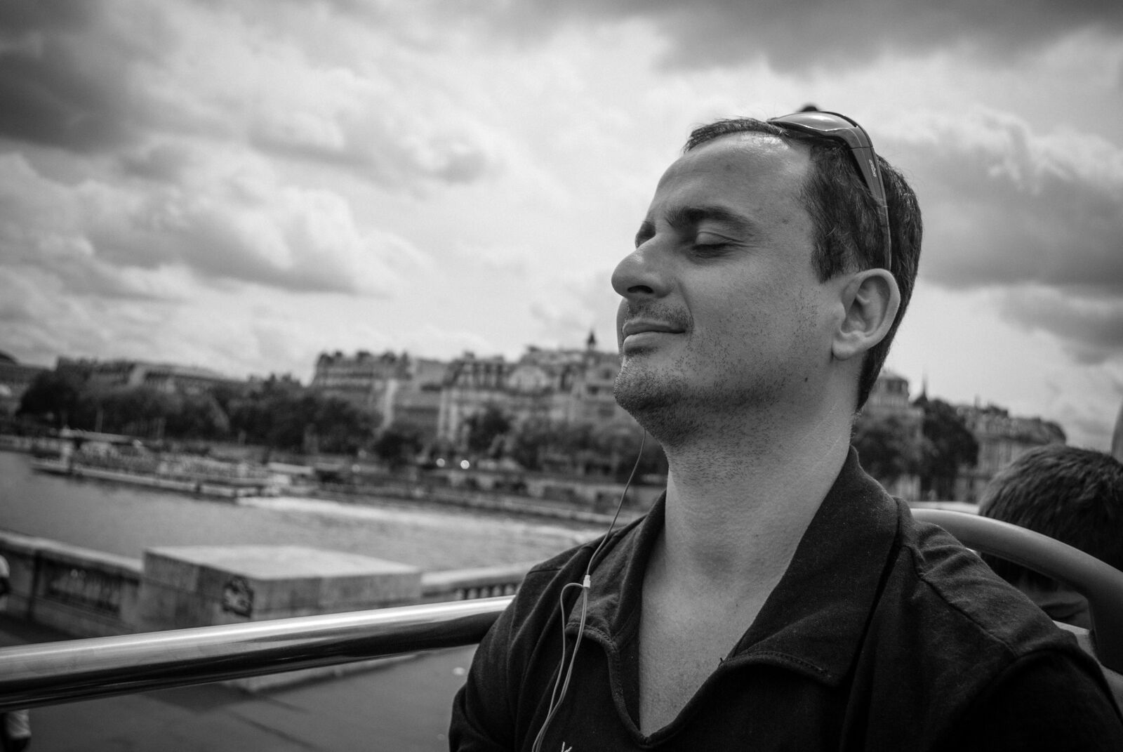 Nikon D3000 sample photo. Paris, tourism, man photography