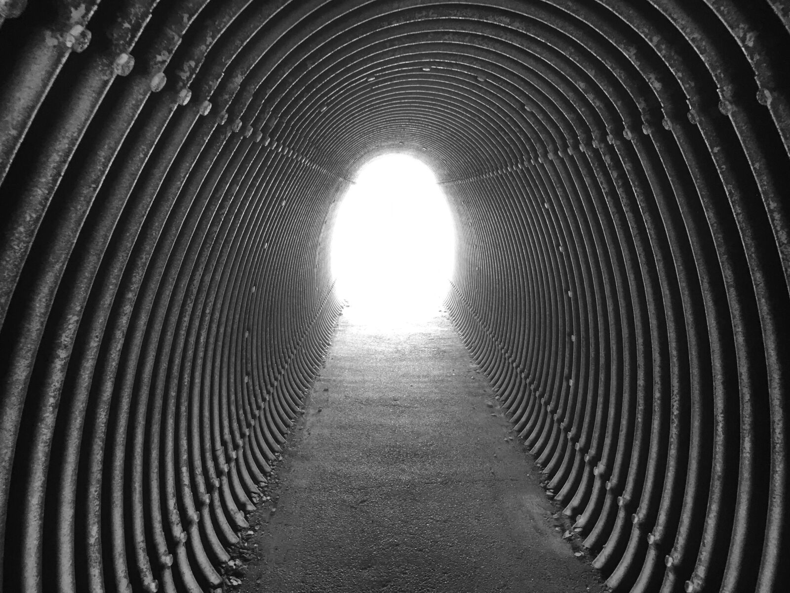 iPhone 6s back camera 4.15mm f/2.2 sample photo. Tunnel, cliff, walk photography