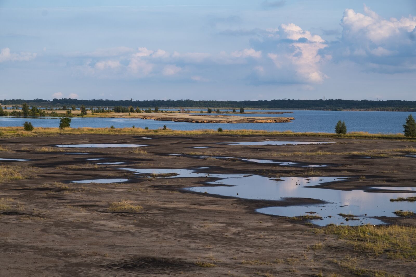 Fujifilm XF 18-55mm F2.8-4 R LM OIS sample photo. Water, lake, open pit photography