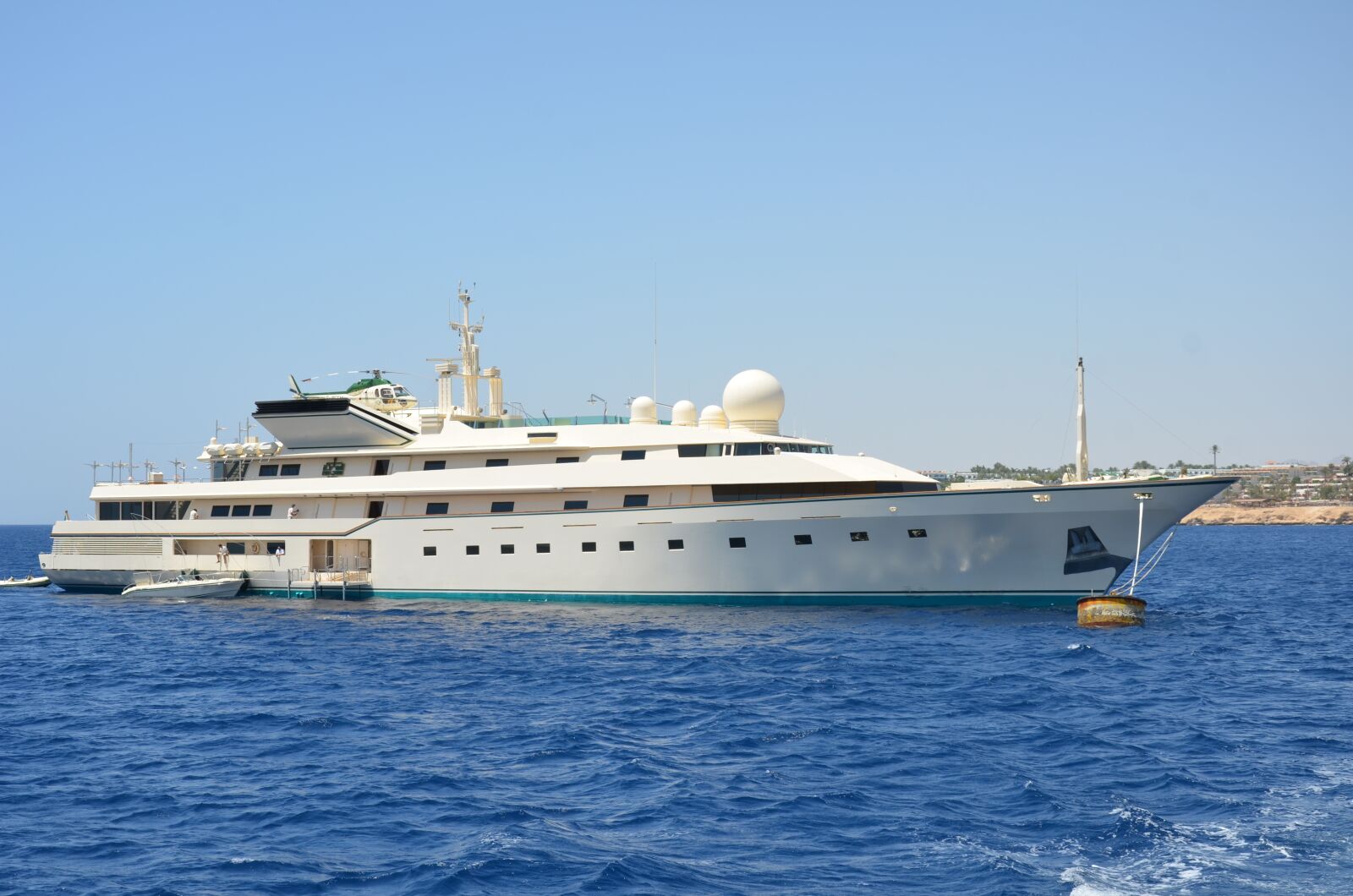 Nikon D7000 sample photo. Red sea, pierce, pontoon photography
