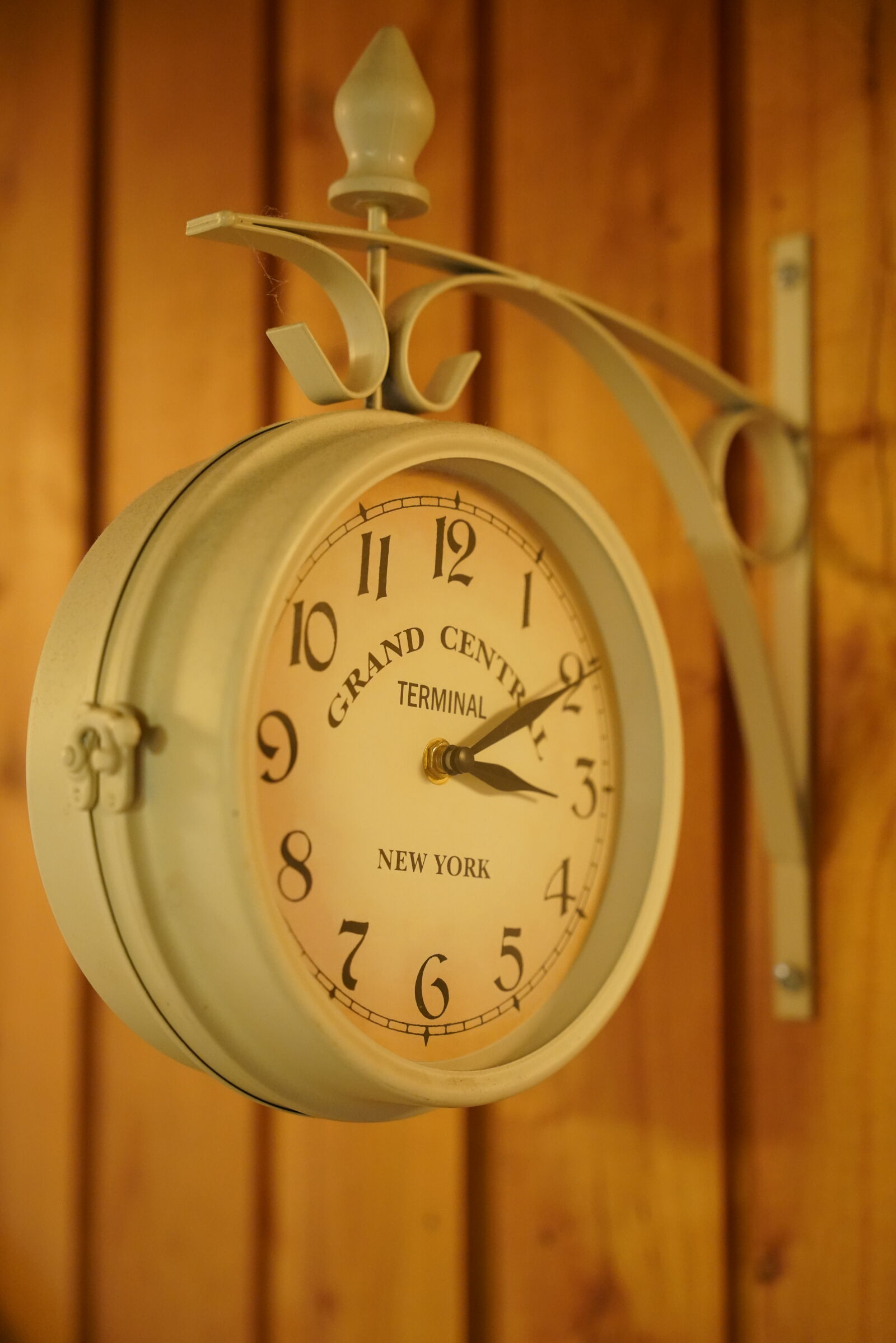 Sony a7R III sample photo. Clock of the past photography