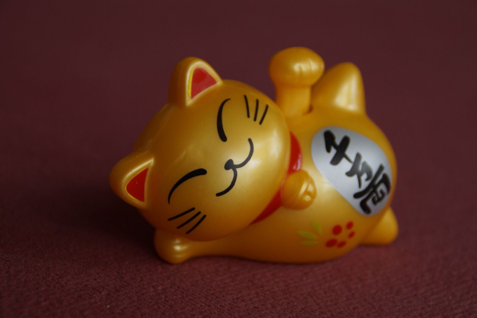 Sony SLT-A58 sample photo. Lucky cat, lucky charm photography