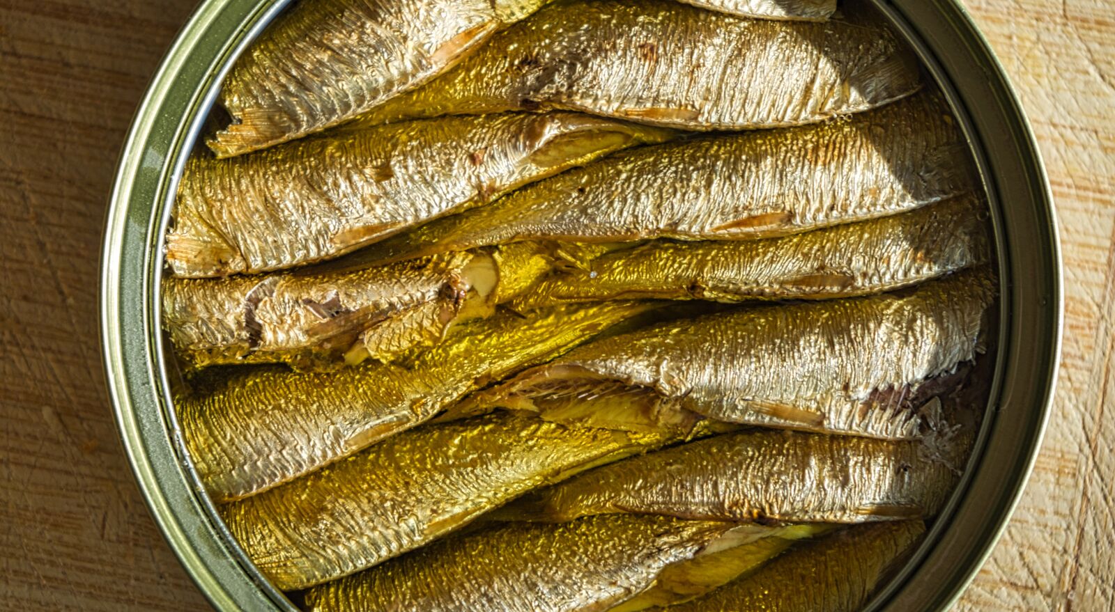Pentax K-30 sample photo. Sprats, fish preserve, food photography