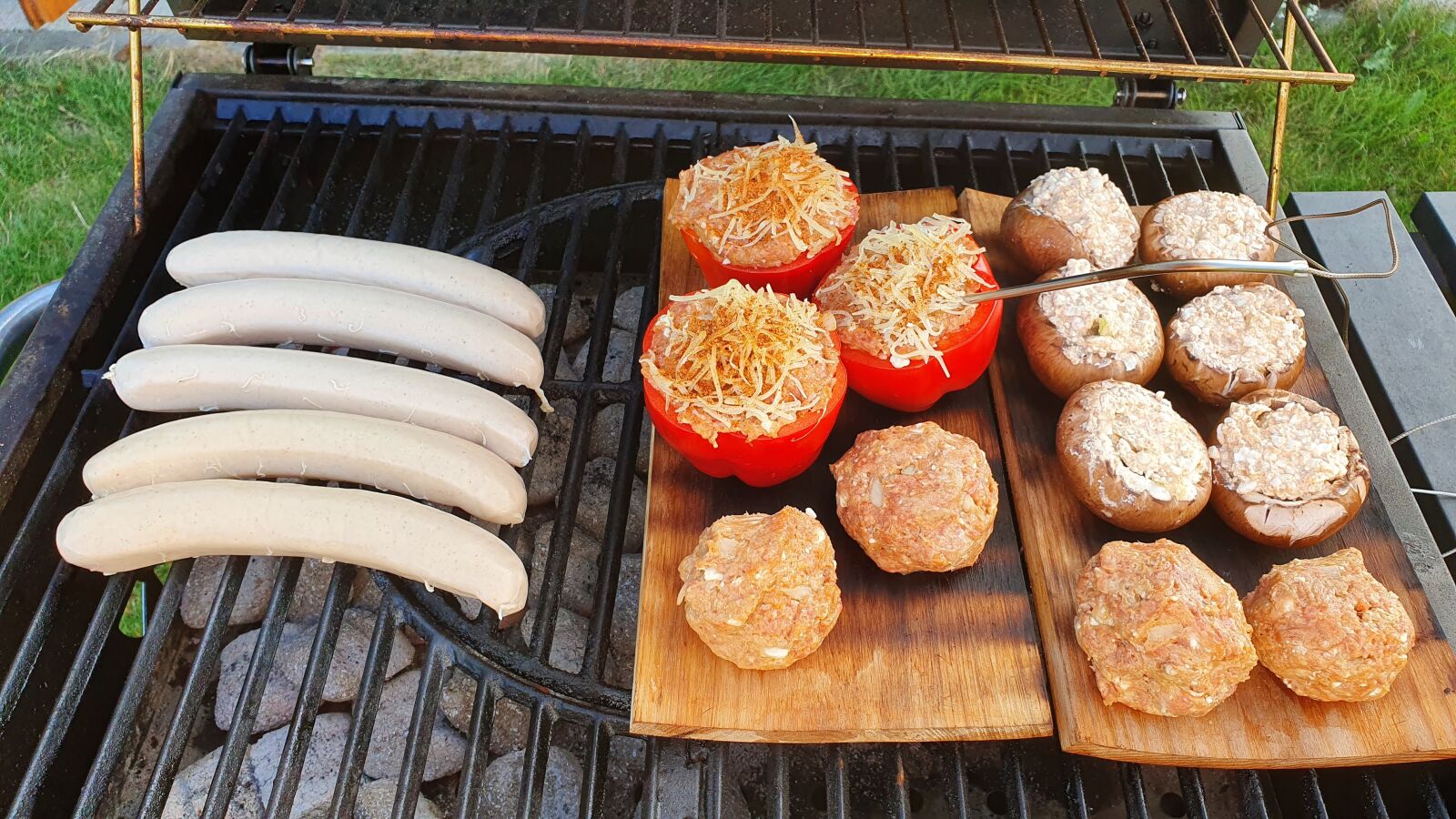 Samsung SM-G975F sample photo. Eat, food, grill photography