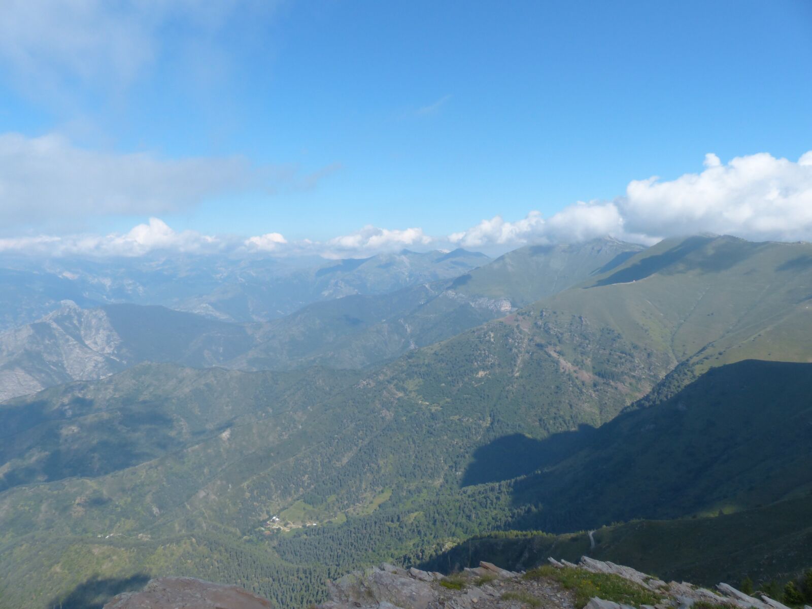 Panasonic Lumix DMC-FZ200 sample photo. Monte saccarello, outlook, distant photography
